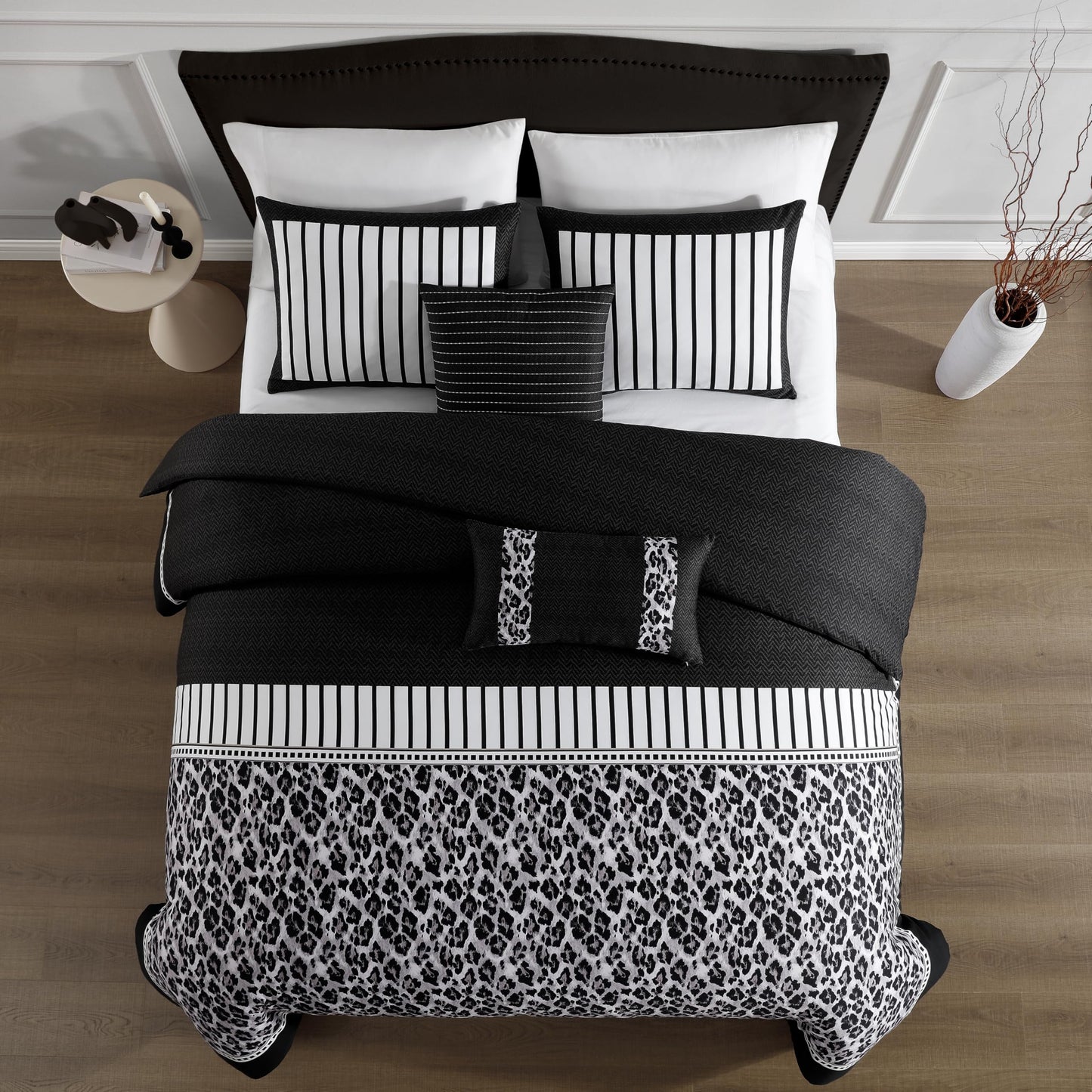 Bebejan Jaguar 5 Piece Reversible Comforter Set, 100% Cotton Sateen, 220 Thread Count, Black Bedding Comforter Set, 1 Comforter, 2 Shams & 2 Pillows (King/Cal King)