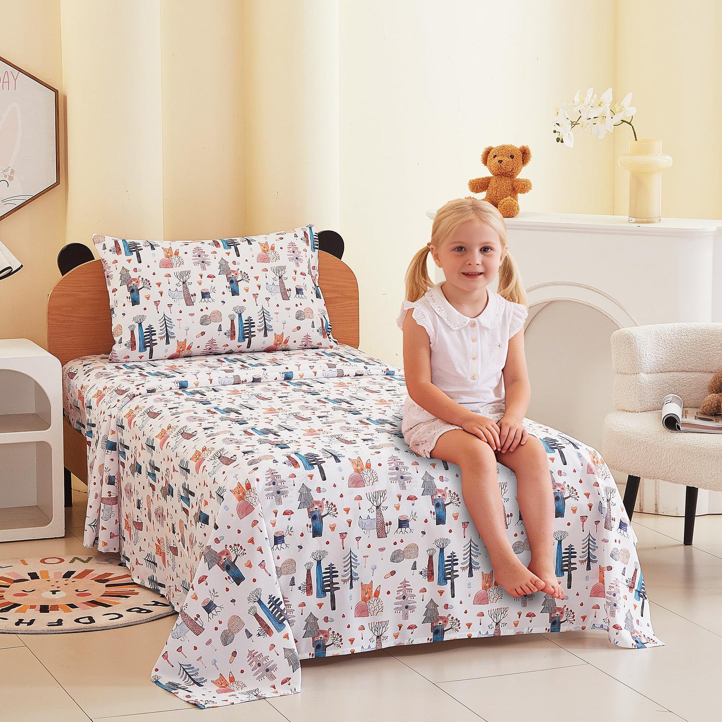 Softan Kids Bed Sheet Set, 3-Piece Twin Sheets Set, Microfiber Fitted Sheet with 15 Inches Deep Pocket and Corner Straps, Breathable & Silky Soft Watercolor Fox Bear Pattern Sheet and Pillowcase Sets