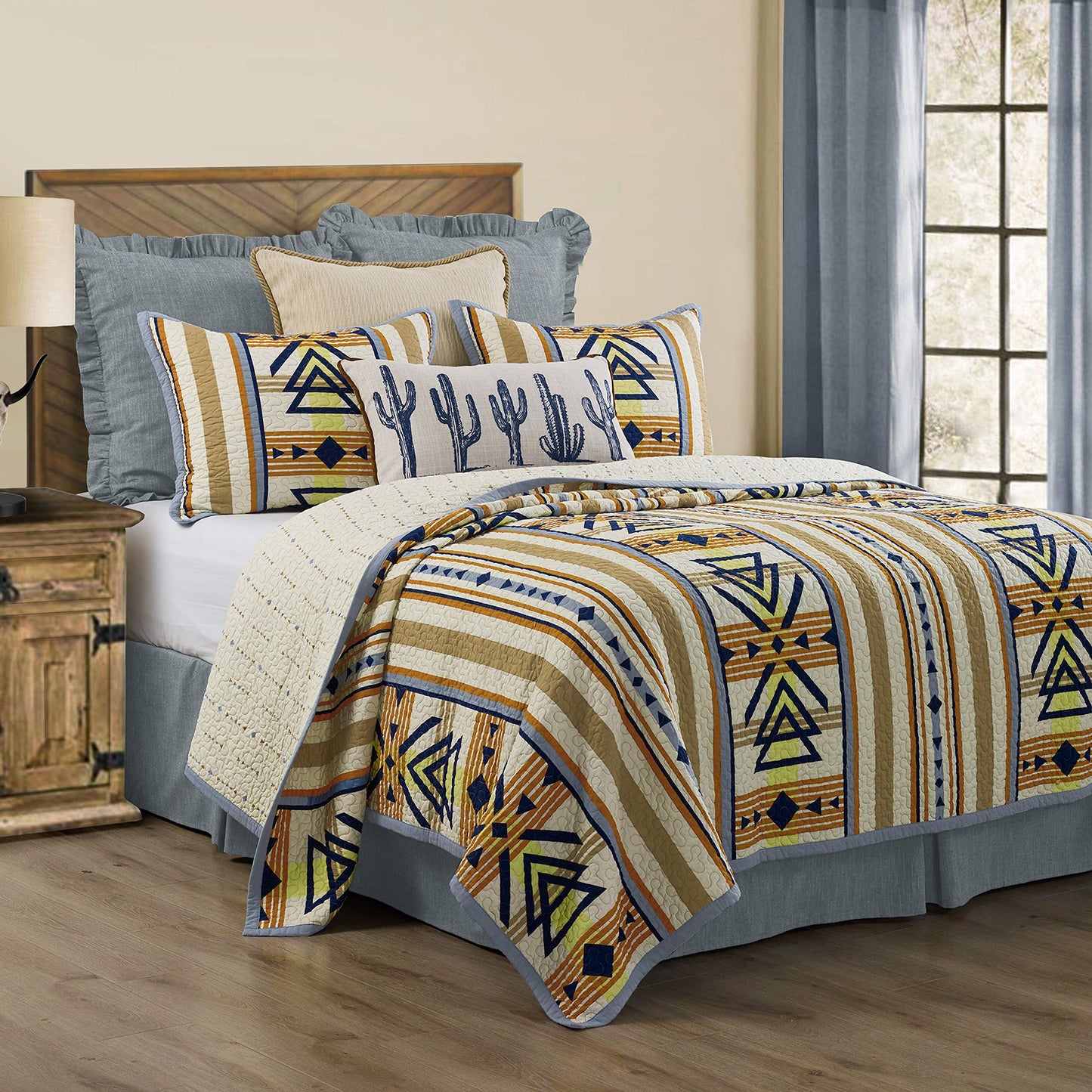 Paseo Road by HiEnd Accents Pontiac 3 Piece Quilt Set with Pillow Shams, King Size, Cotton Reversible Luxury Bedding, Aztec Southwestern Rustic Style Bed Set, 1 Quilt and 2 Pillowcases
