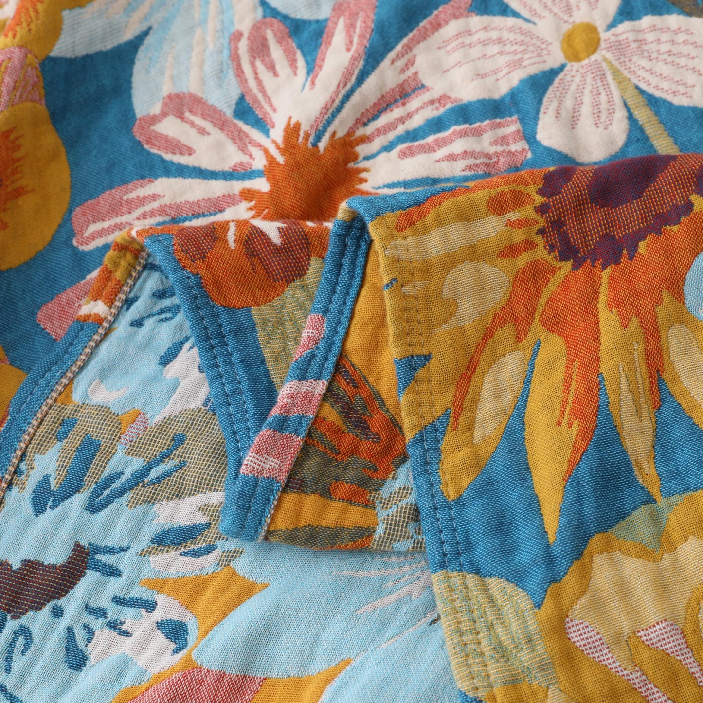 BRYALIX 100% Cotton Muslin Floral Throw Blanket, Butterfly Pattern, Lightweight Quilt, Boho Farmhouse Decorative Fringed Reversible Jacquard Throw for Home, Picnic, Travel, 60"x80"