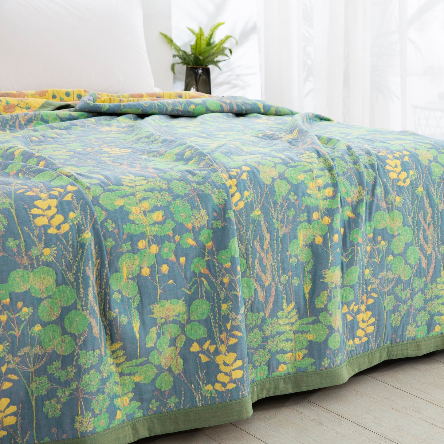 Purefair 100% Cotton Muslin Botanical Blanket Jacquard Floral Plants Pattern Quilt, Soft Bed Cover Lightweight Breathable Gauzy Reversible Bedspread Coverlet Bedding King(98"x94"), No Pillow Sham