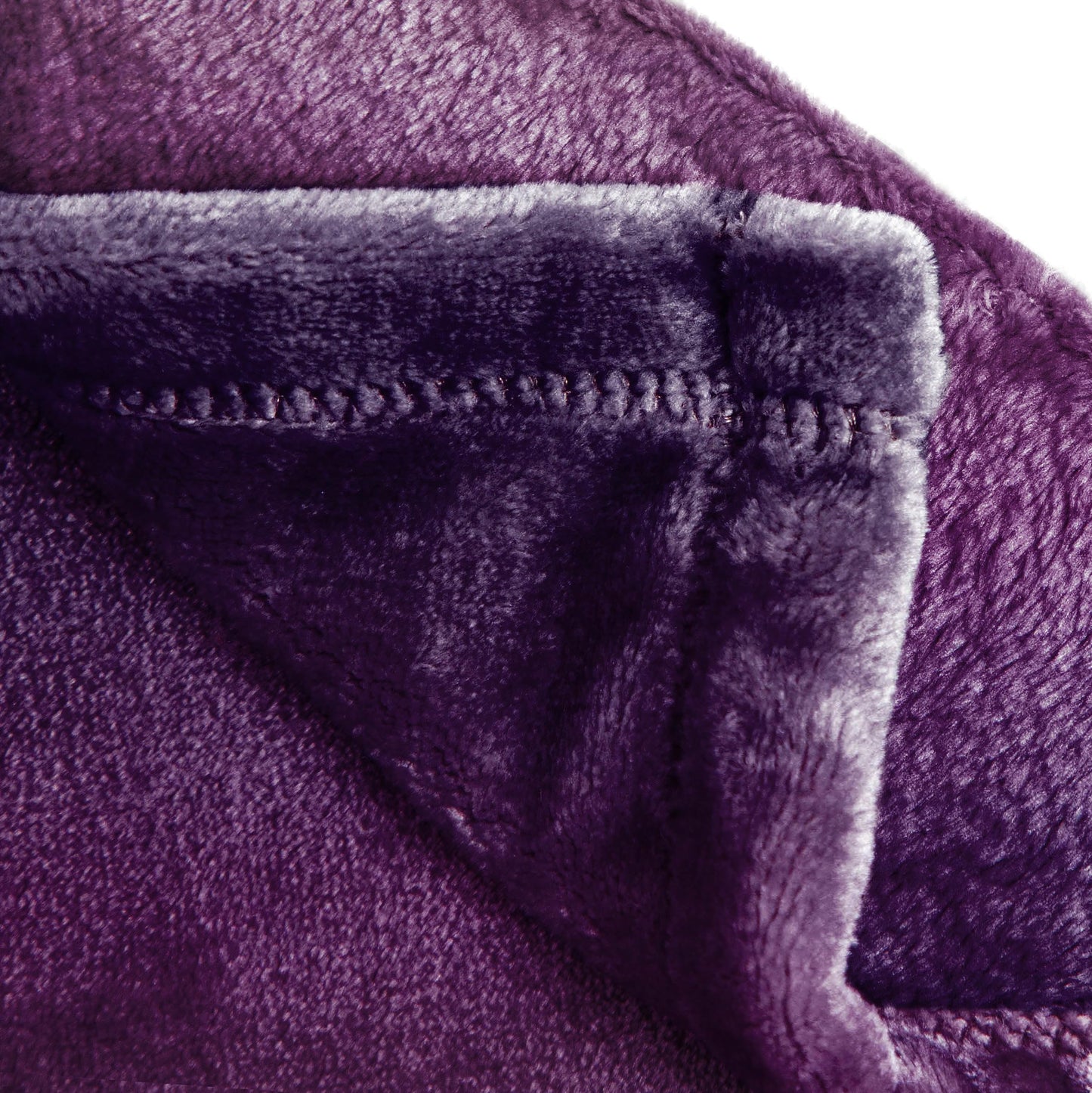 Jay Franco Kids Plush Throw Blanket – Soft & Comfy 50x70 Inches Throw for Couch or Bed – Cozy Home Décor for Living Room & Bedroom, Purple - Lion King