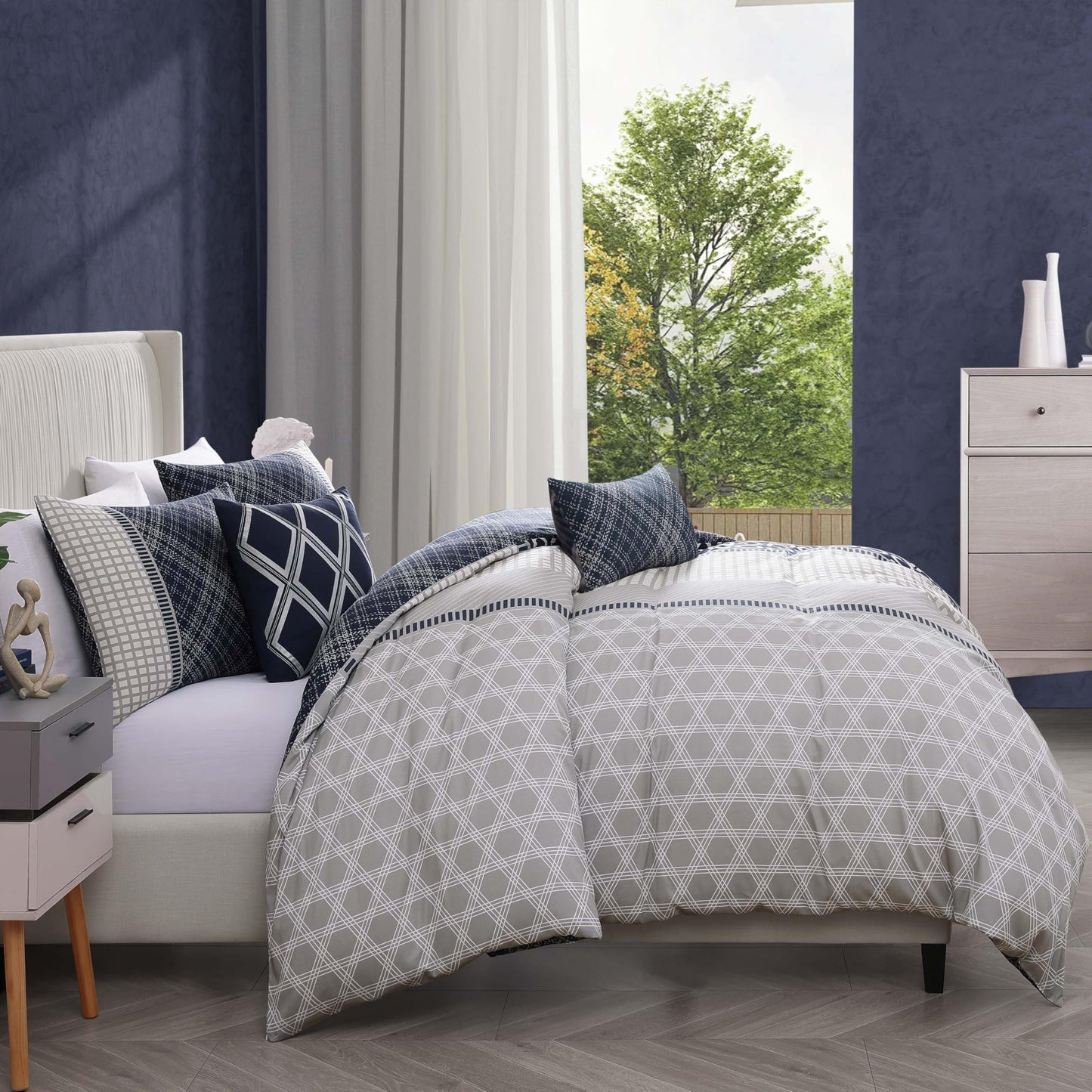 Bebejan Vertigeo 5 Piece Comforter Set, 100% Cotton Sateen, 220 Thread Count, Navy Blue, Geometric Reversible Bedding Comforter Set, 1 Comforter, 2 Shams & 2 Pillows (King/Cal King)