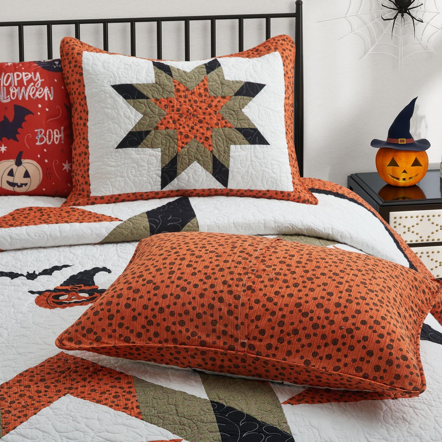 NELIFDER Halloween Quilt Queen Size Bedding Set 100% Cotton Embroidery Bats Pumpkin Festival Pattern Bedspread Real Patchwork Star 3 Peice Coverlet with 2 Pillow Shams 90"x90"