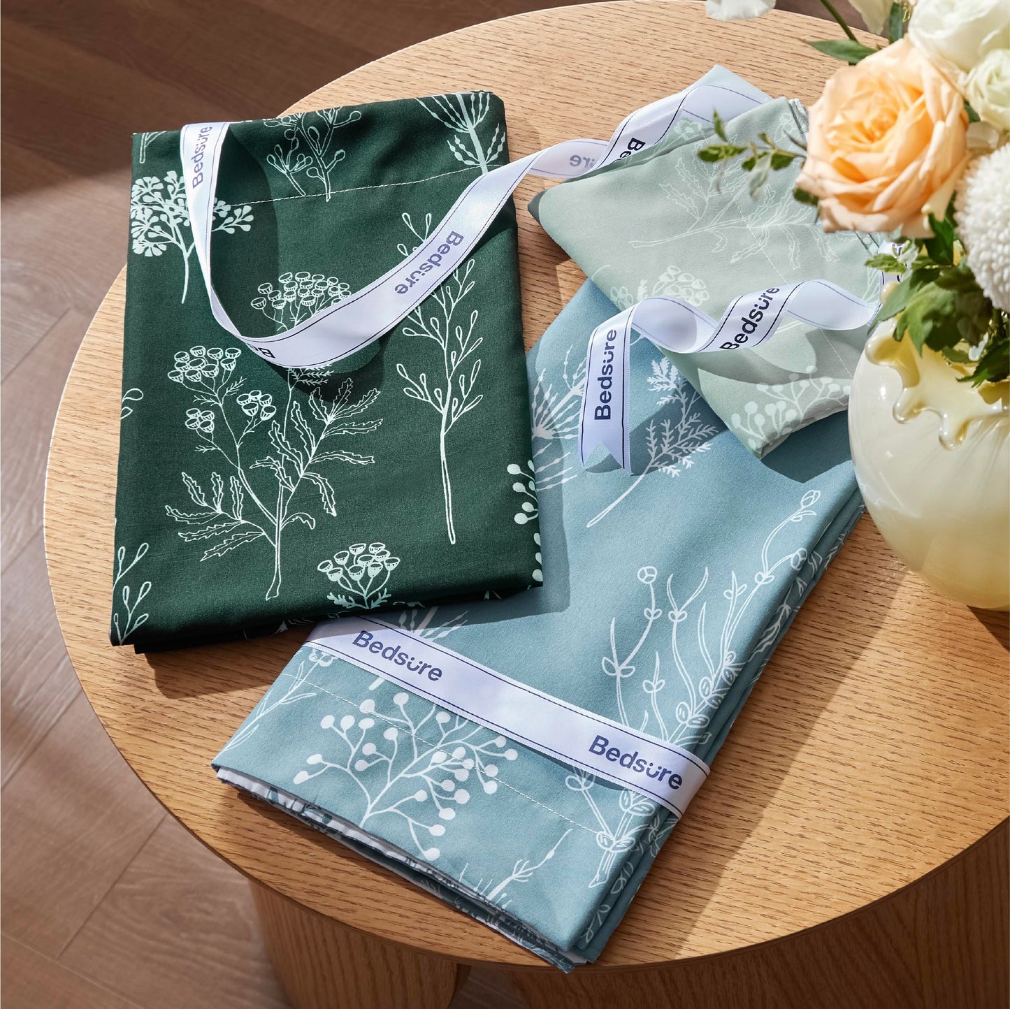 Bedsure Duvet Cover King Size - Reversible Mineral Blue King Duvet Cover Set with Zipper Closure, 3 Pieces Floral Patterned Bedding Set with 8 Corner Ties and 2 Pillow Shams