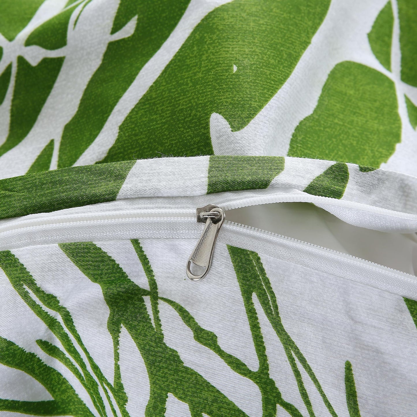 Swanson Beddings Tree Branches 3-Piece 100% Cotton Bedding Set: Duvet Cover and Two Pillow Shams (Green White, King)