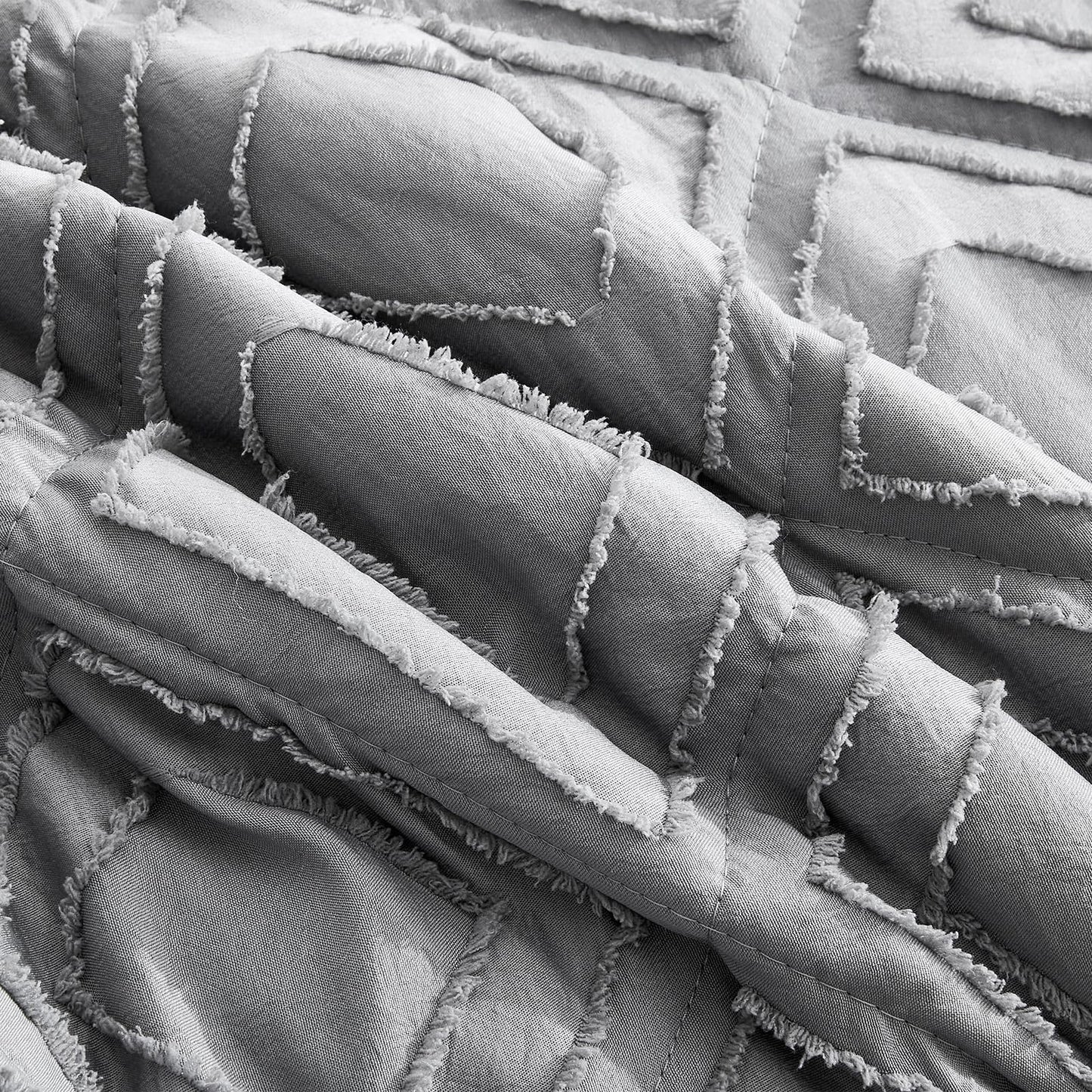 Blythease Oversized King Bedspread, Clipped Jacquard Diamond Quilt Set King/Cal King, Lightweight Tufted Reversible Coverlet, Scalloped Edge - Shabby Chic Boho Look, 3 Piece, Grey