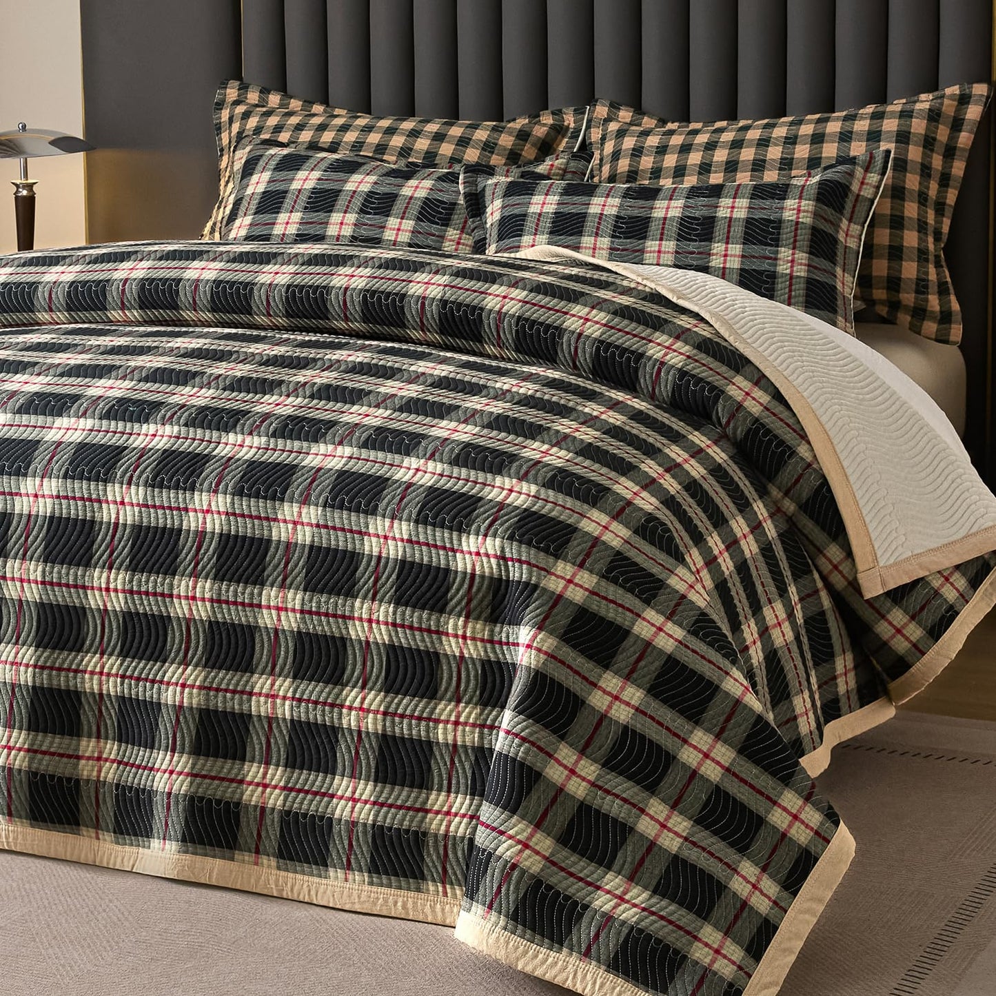 tohrisa Cotton Plaid Quilt Set, Ultra Soft 3 Pieces King Size Bedding with 2 Pillow Shams, Lightweight Reversible Coverlet Bedspread with Wave Quilting for Summer, 108"x96", Grid- Black Red