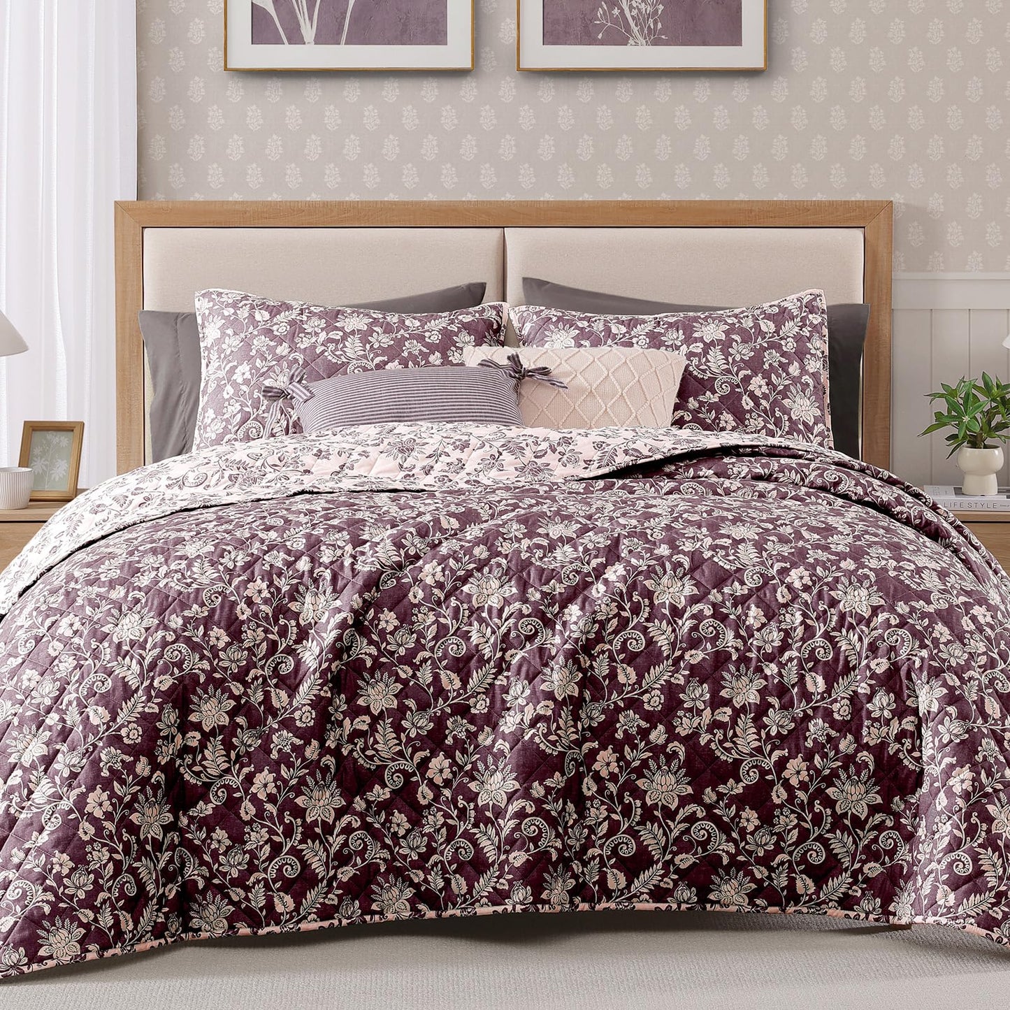 BLOOMHAVEN Quilt Set Queen Size, Italian Plum Floral Quilt Sets, Reversible Bedspread Lightweight and Breathable for All Seasons, Soft Quilted Bedspread with 2 Pillow Shams