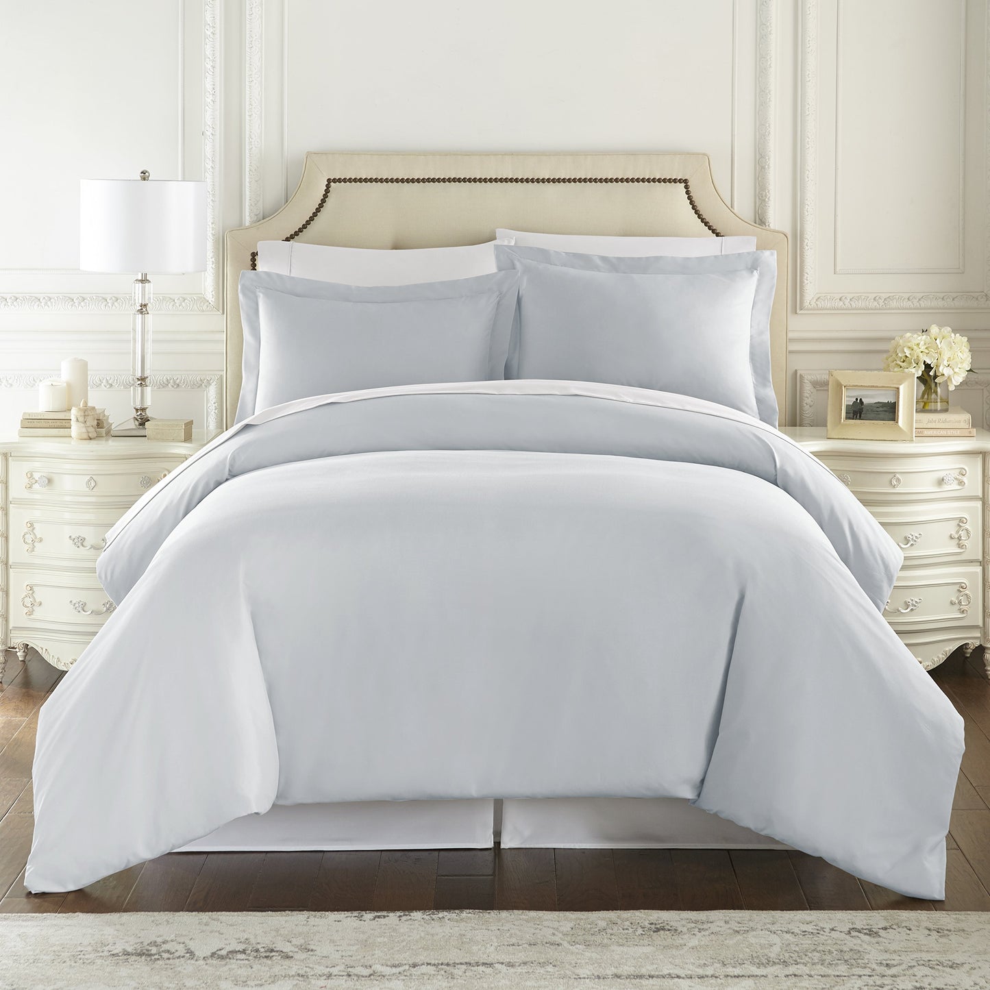 HC Collection Duvet Cover - Ice Blue Queen Size Duvet Cover - 3 Piece Soft Breathable Microfiber Duvet Cover Set with Zipper Closure & 2 Pillow Shams