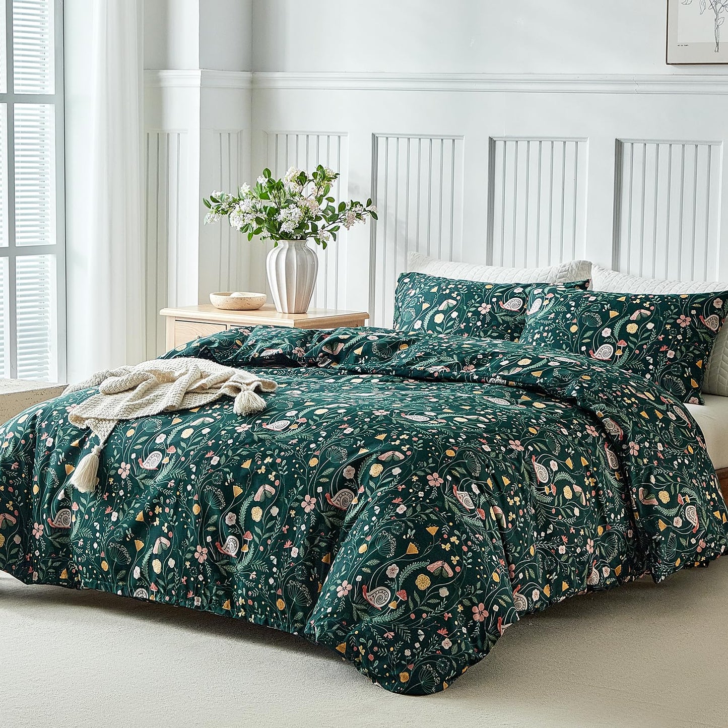 Lekesky King Size Reversible Duvet Cover, Duvet Cover King Size 3 Piece Insect World Microfiber Botanical Bedding Set with Zipper Closure 8 Corner Ties
