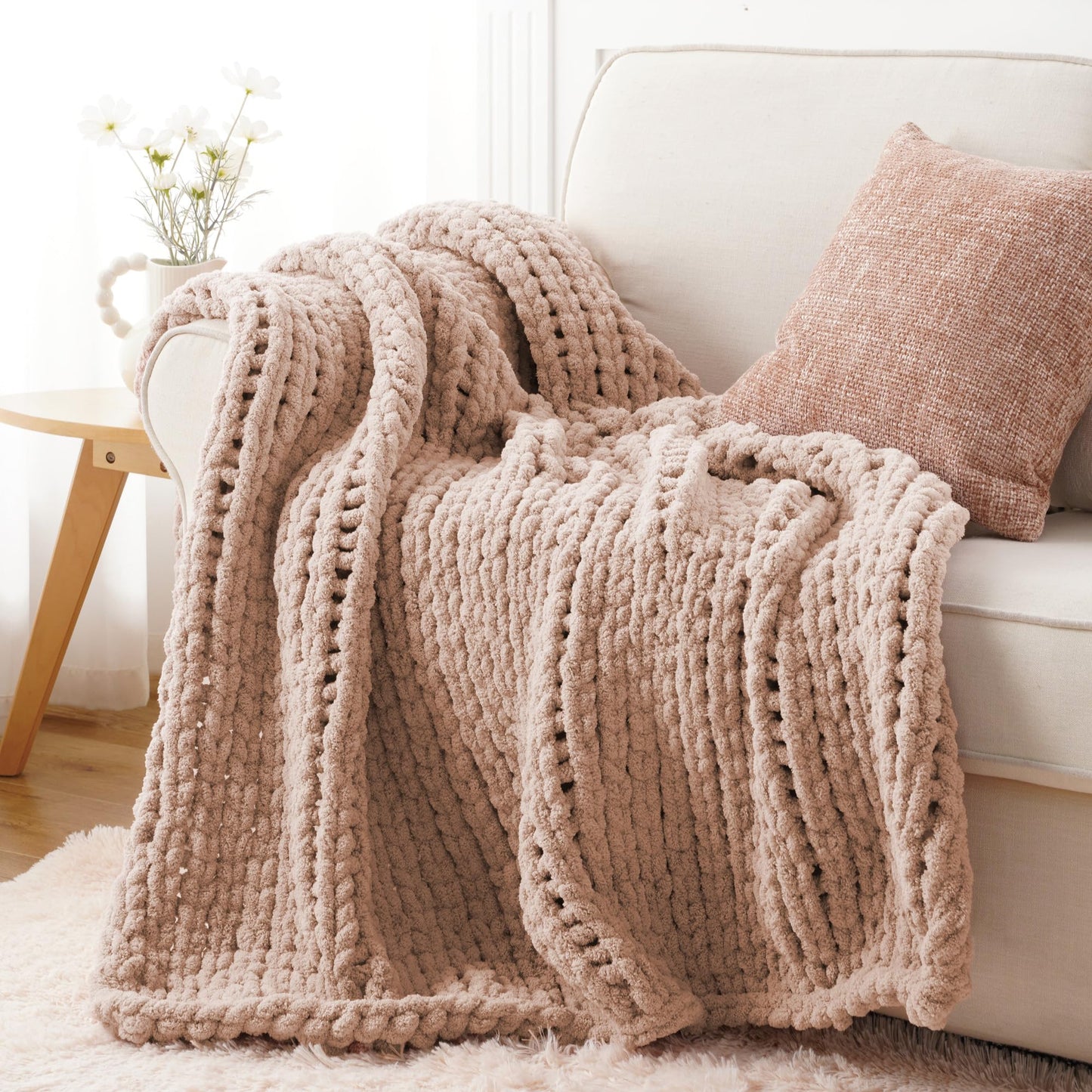 Battilo Chunky Knit Throw Blanket, Soft and Thick Chenille Throw Blanket, 50"x60" Handmade Cable Knit Crochet Blanket, Dusty Pink Knot Knitted Throw Blankets for Couch Sofa Bed Home Decor, Pink