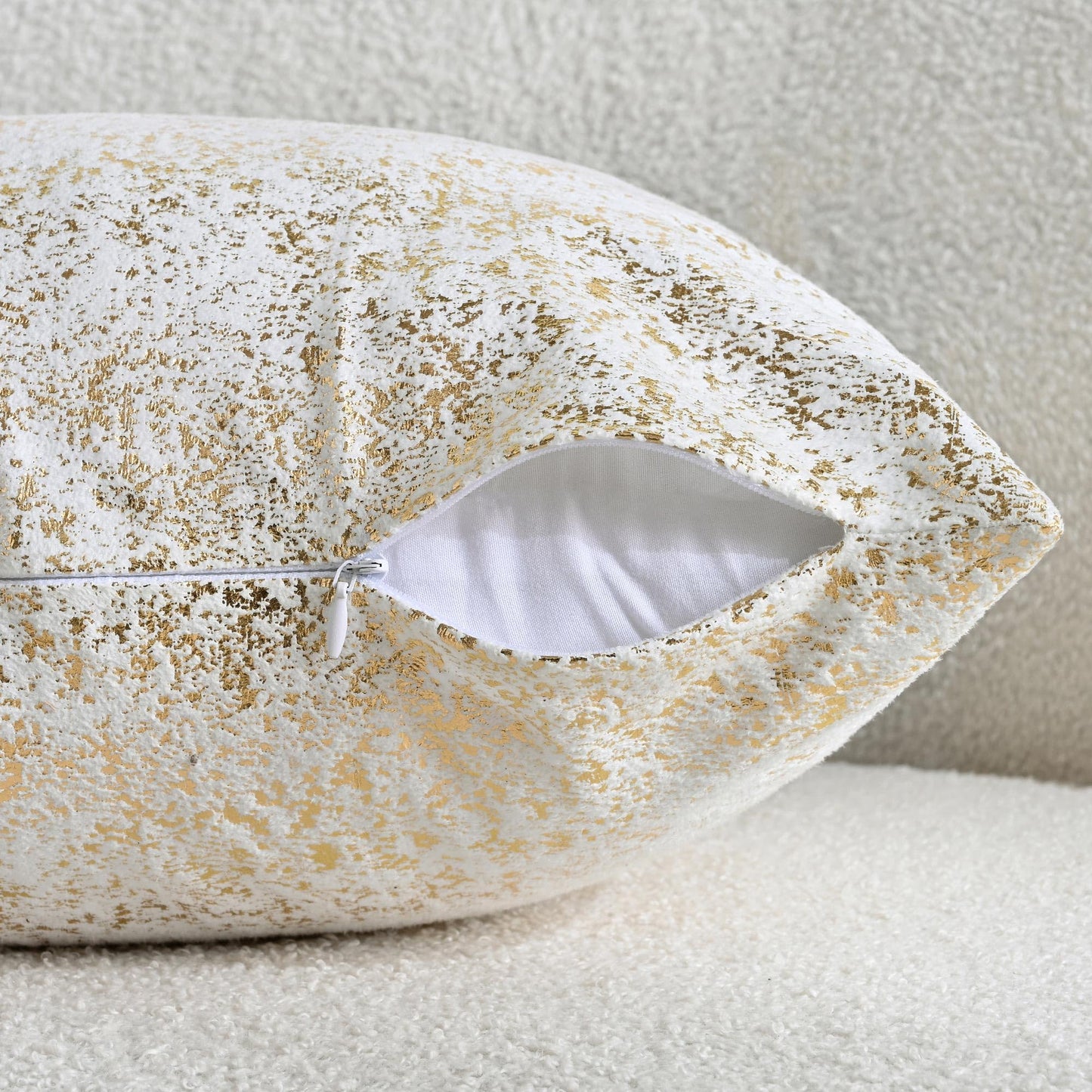 JELLYMONI Sparkling Decorative Pillow Covers Set of 2, Gold Glitter Throw Pillows Cover 18 x 18 Inch for Living Room Bed Sofa Couch, Morden Home Luxury Decor(18x18in,Gold White)