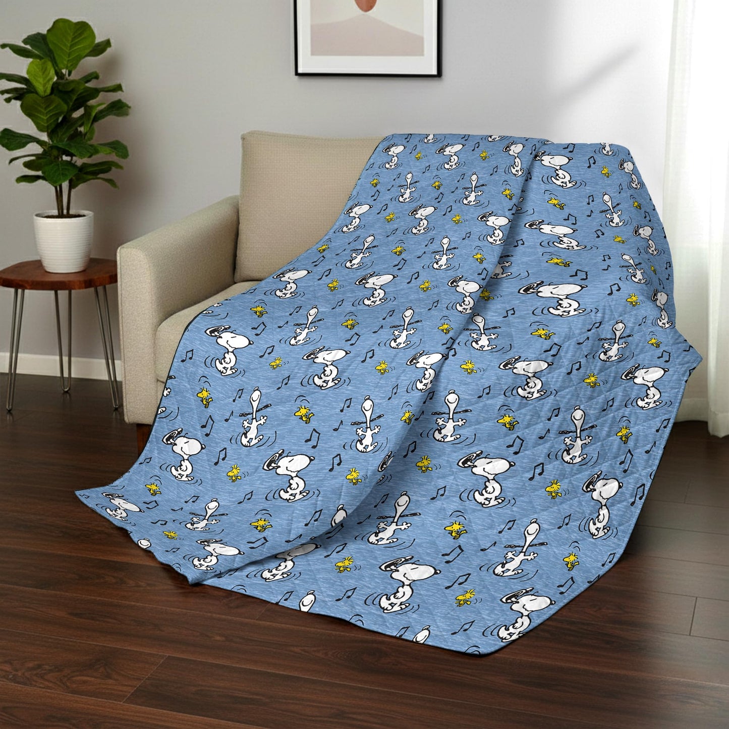 Northwest Peanuts Friends Happy Dance Quilted Throw Blanket 60x80 inches