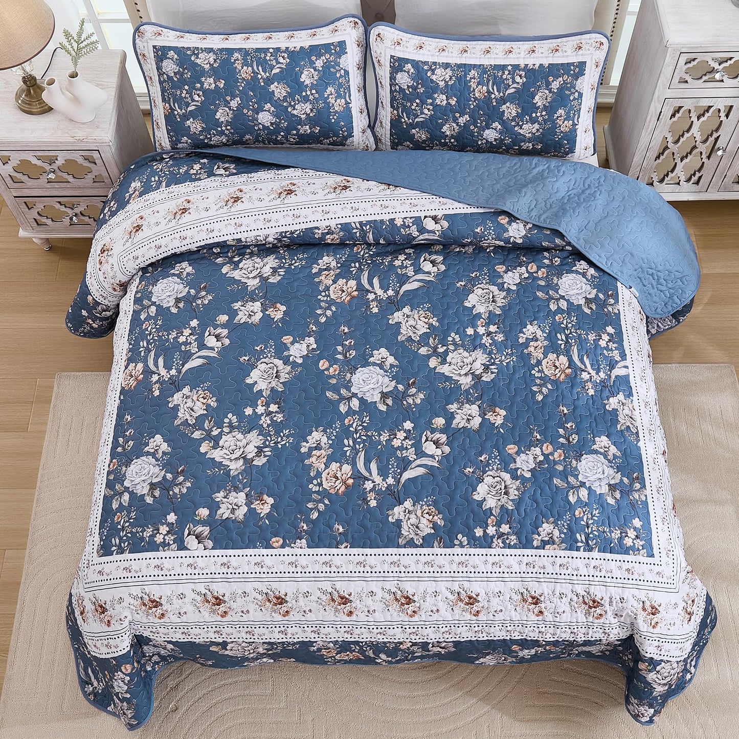 Xruibed Navy Quilt Set Queen Size, 3PCs Antique Rose Navy Quilt Coverlet Set, Lightweight Soft Microfiber Floral Bedspread with 2 Pillowcases for All Season (Queen Size 96"x90")