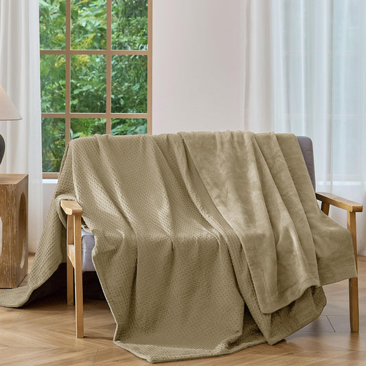 CHUFFED Cotton Waffle Blanket Throw Size - Plush Milk Velvet & Reversible Waffle Weave,Anti-Static 500Gsm Design，Thick Cozy Soft Winter Blanket for Bed, Couch, Sofa - Khaki, 50x70 Inches