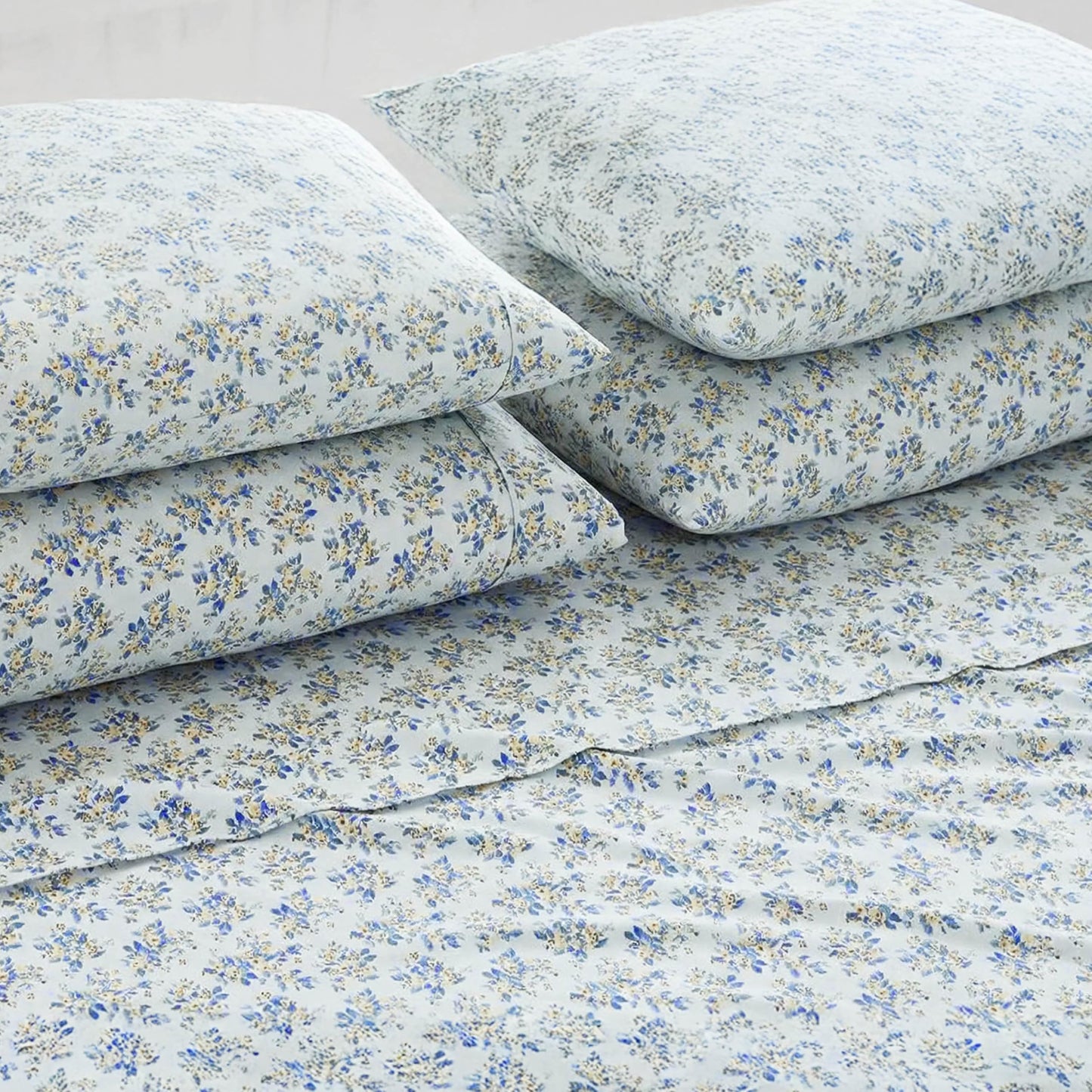 Lucky Brand Printed Microfiber 6-Piece Queen Sheet Set, Serene Floral Blue