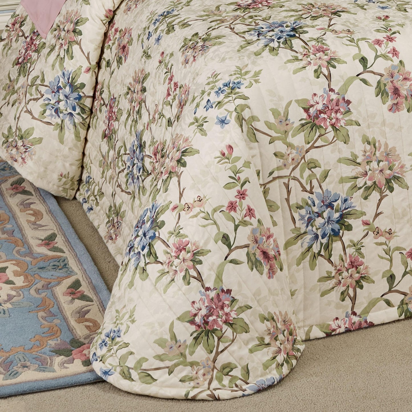Touch of Class Chatsworth Cottage Polyester Bedspread, King, 3 Pc Set