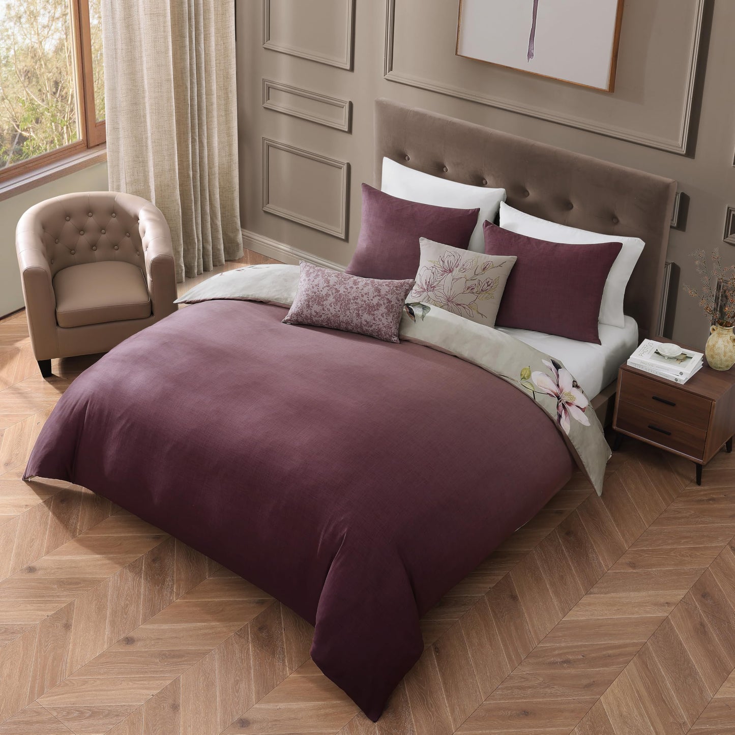 Bebejan Purple Lilies 100% Cotton Sateen 5 Piece Comforter Set, Purple Floral Reversible Bedding Comforter Set, 1 Comforter, 2 Shams & 2 Pillows (King/Cal King)