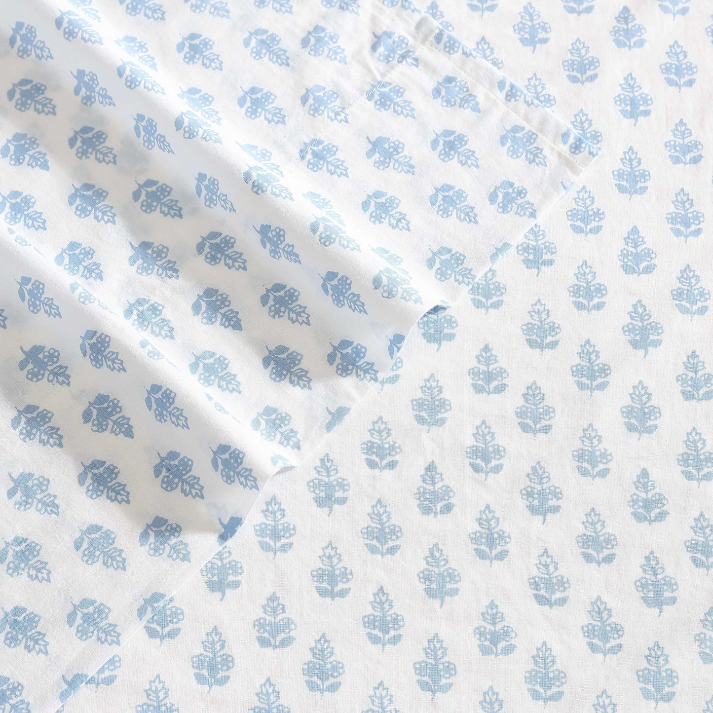 Laura Ashley - Twin Size Sheet Set, 100% Cotton Percale Bedding with Matching Pillowcase, Fully Elastic Fitted Sheet, Deep Pocket, Floral Room Decor (Francesca Blue)