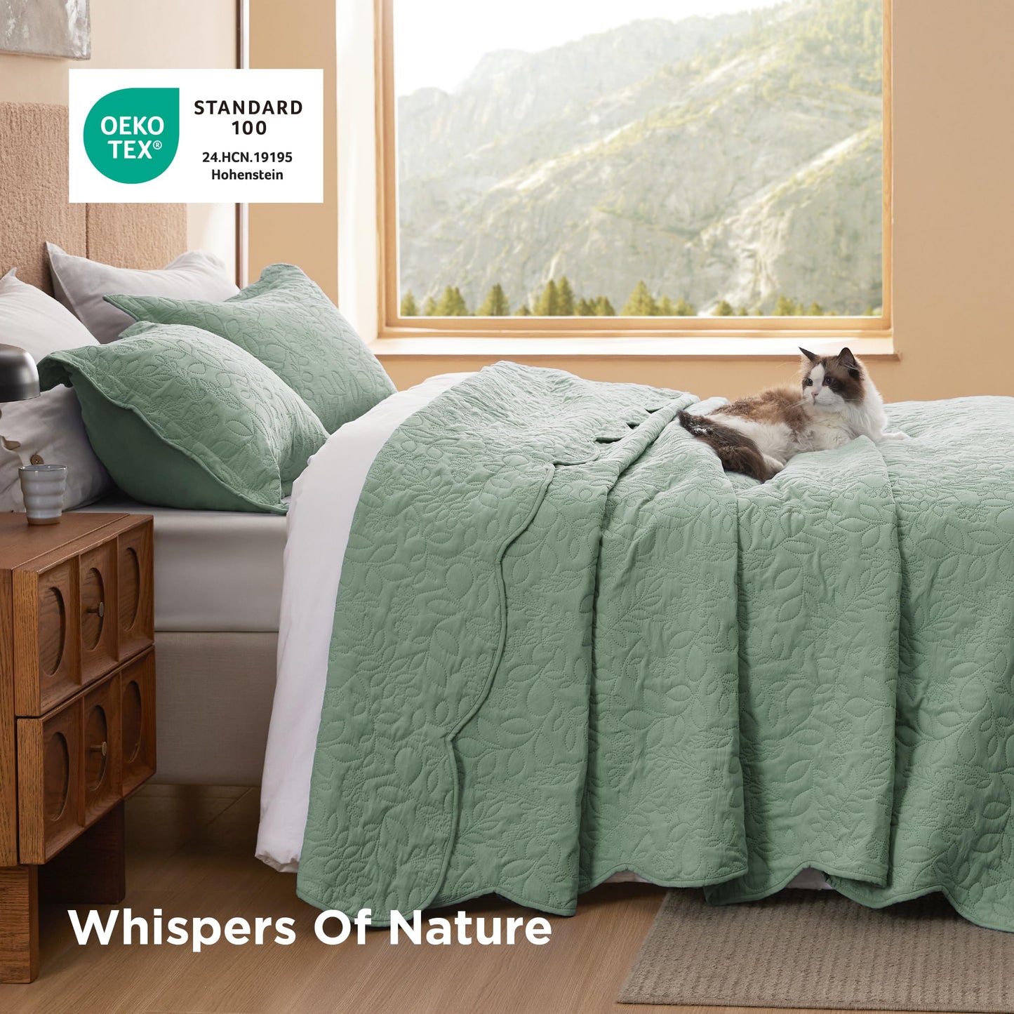 Bedsure Quilt King Size - Ultra Soft Pre-Washed Cloud-Like Bedding, All-Season Lightweight Comforter for Country Bedroom, Leaf Design Coverlet in Sage Green, 106 x 96 Inches