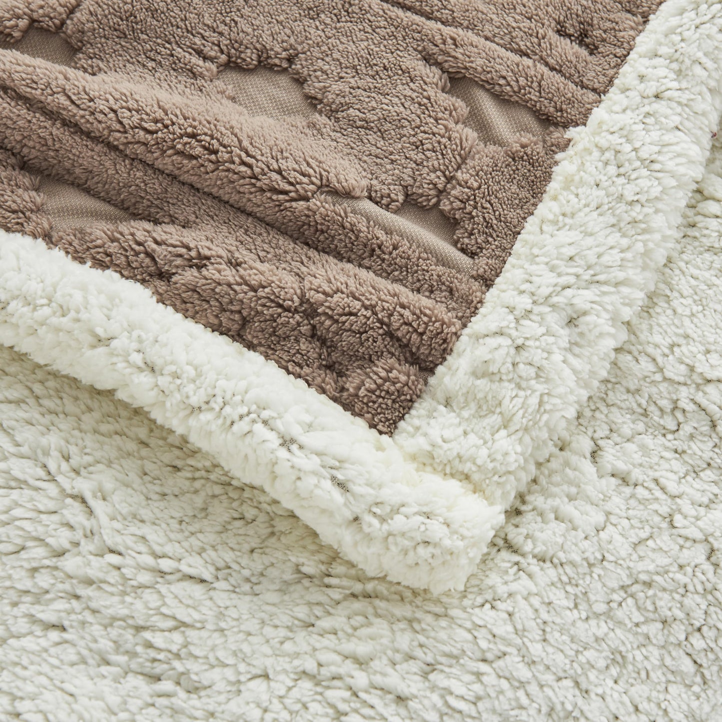 LEVINIS Boho Sherpa Fleece Blanket 80'' × 90'', Ultra Soft Aztec Queen Blankets for All Season, Cozy Plush Bohemian Throw Blanket for Bed/Couch/Sofa/Office/Camping, Coffee