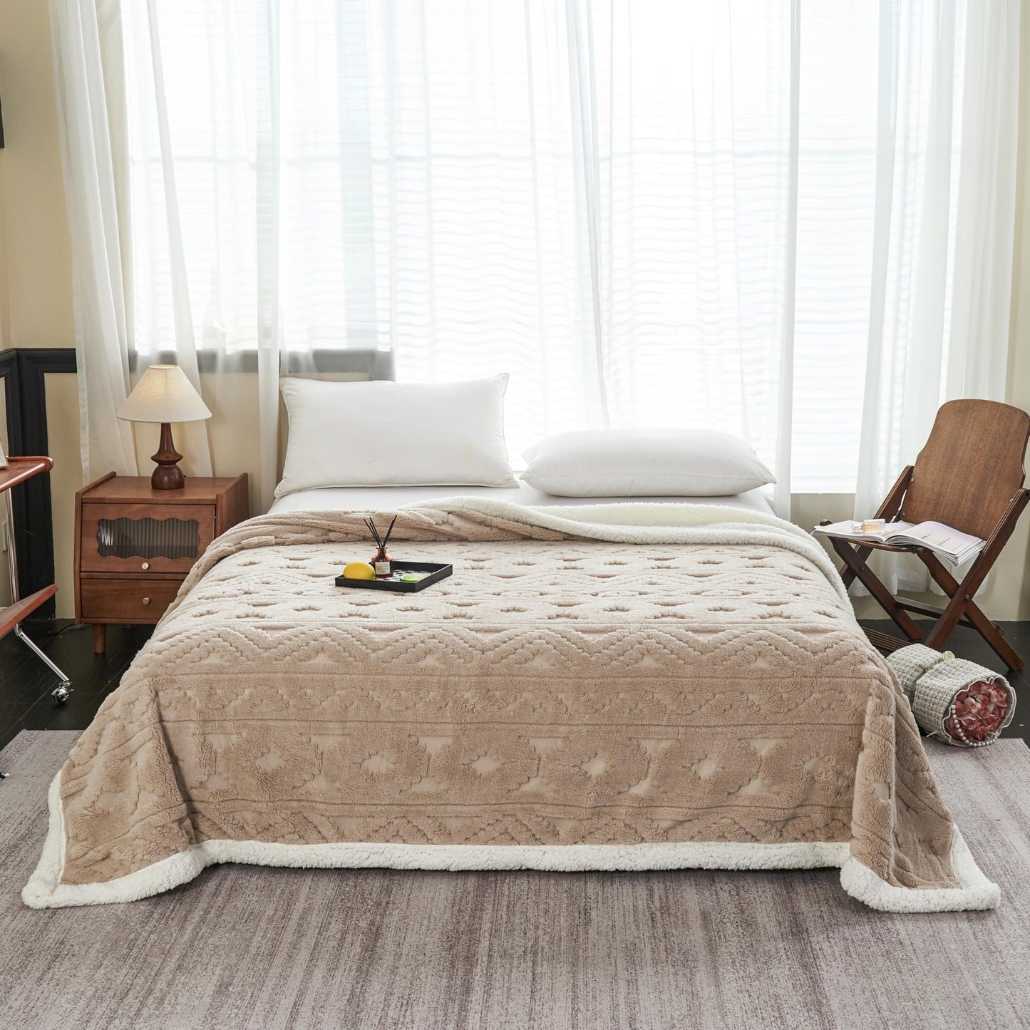 LEVINIS Large Bohemian Bed Blankets 80'' × 90'', Ultra Soft Aztec Blankets for All Season, Cozy Plush Bohemian Throw Blanket for Bed/Couch/Sofa/Office/Camping, Camel