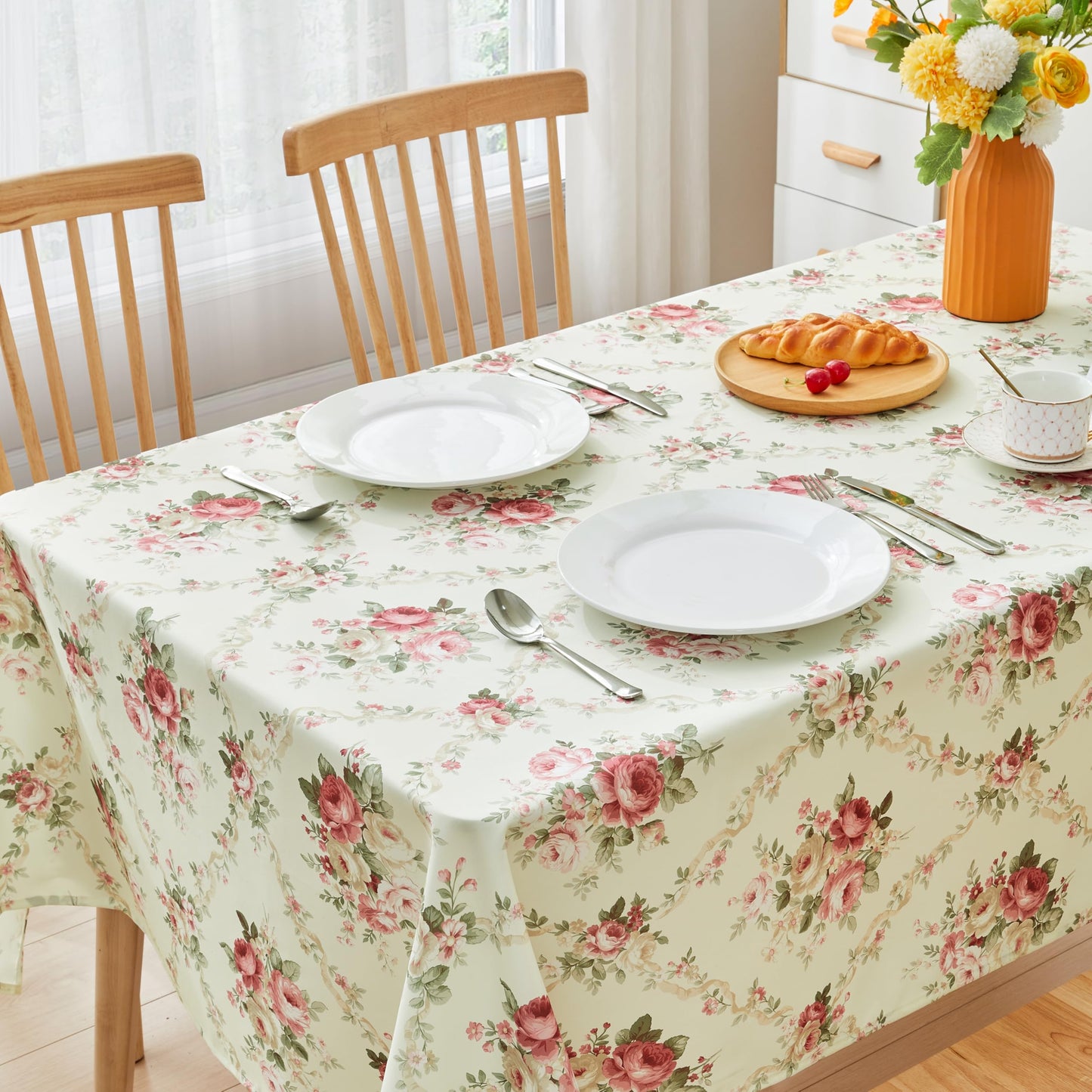 Qahing Vintage Floral Rectangle Tablecloth Shabby Chic Flower Table Cloth Spring Table Cover Waterproof for Dinner Kitchen Picnic, Pink, 60x84 Inches