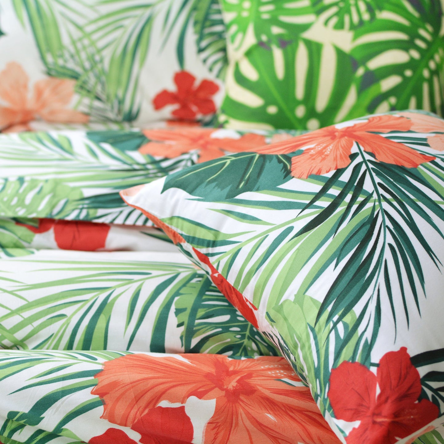 FADFAY Green Duvet Cover 100% Cotton Tropical Bedding Red Hibiscus Flower & Forest Green Palm Leaves Plants Watercolor Printed Zipper Closure Soft Breathable Girls Floral Bedding Set 3 Pcs, Full