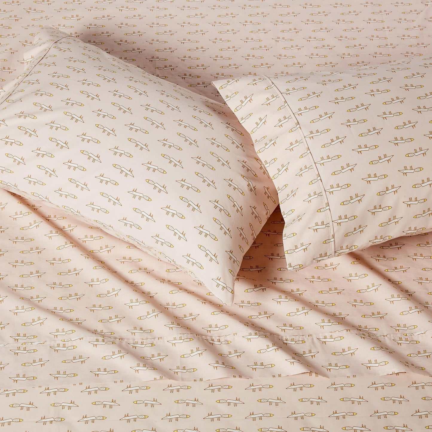 Amazon Basics 100% Organic Cotton Kids' Sheet Set with Pillowcase, Full Size, Pale Pink Fox