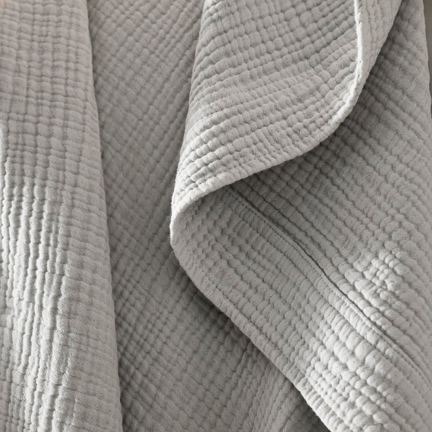 BOLL & BRANCH Dream Throw Blanket - One Size, Mist - Luxury 100% Organic Cotton - Soft, Lightweight and Breathable - Cloud-Like Touch - 50x70 Inches