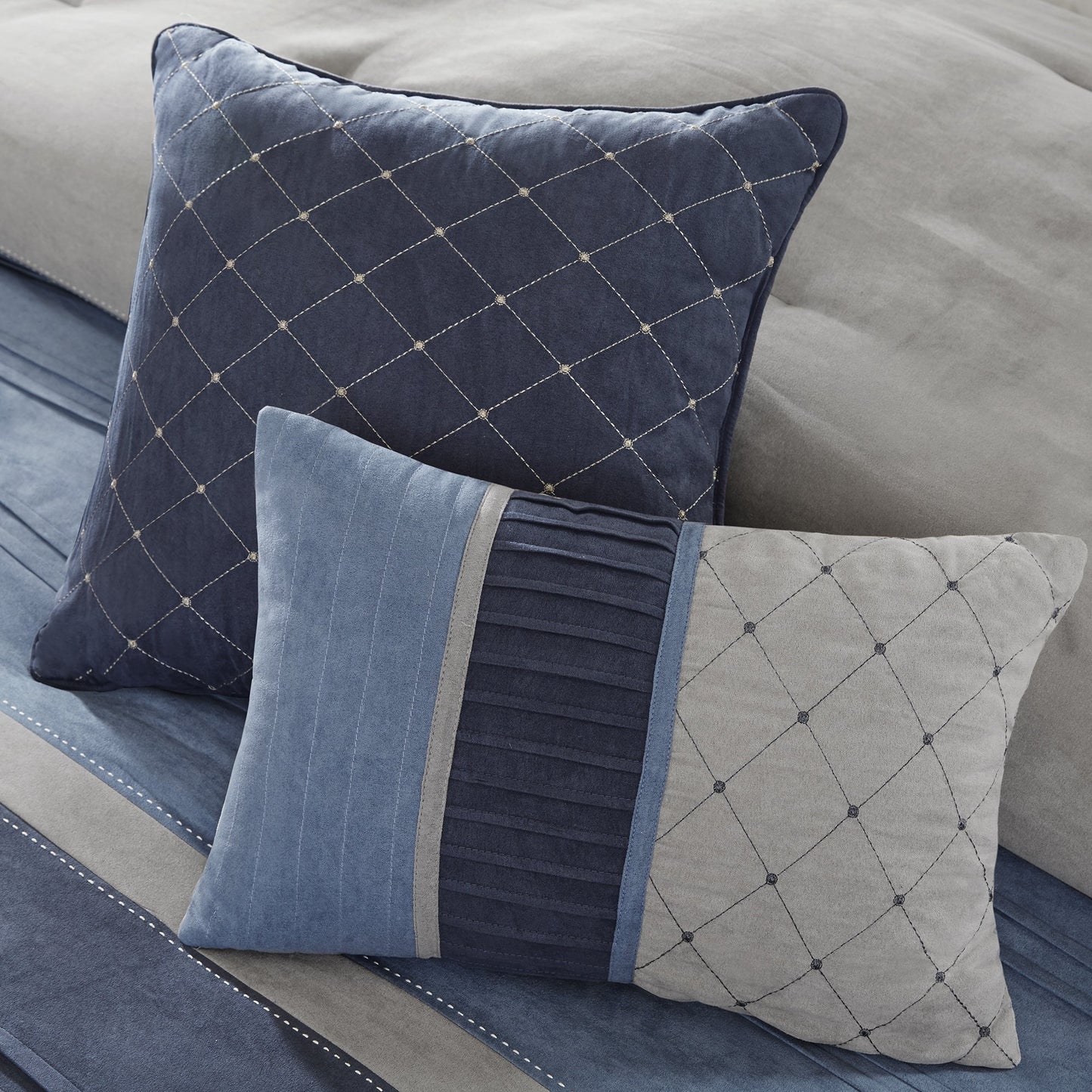 Madison Park Cozy Comforter Set Casual Modern Design All Season, Matching Bed Skirt, Decorative Pillows, Queen(90"x90"), Blue Grey, 7 Piece (MP10-1636)