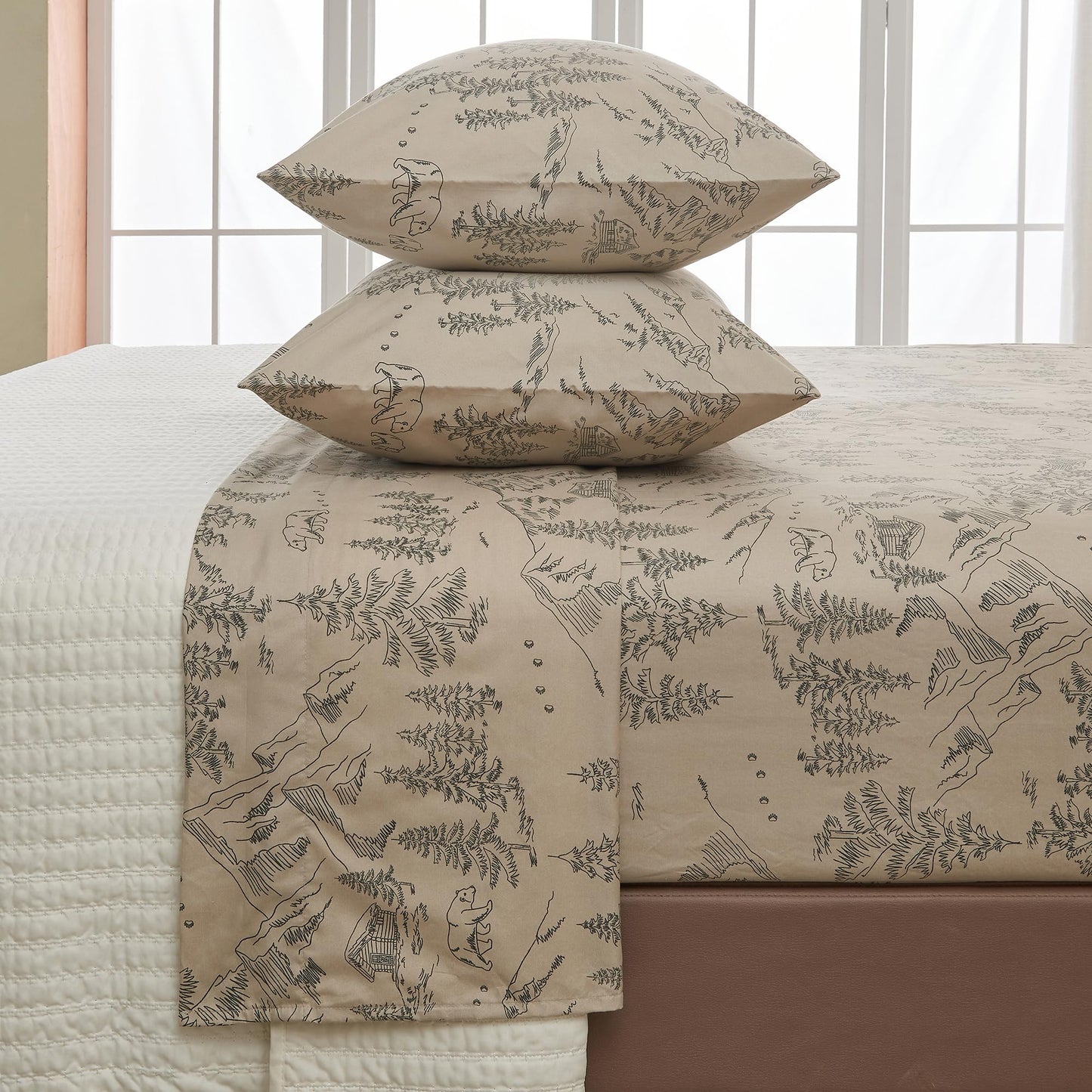 Great Bay Home Twin Size Microfiber Sheet Set - 3-Piece Lodge Bed Sheets - Ultra-Soft and Smooth Brushed Microfiber Woodland Decor Bedding (Bear Mountain)