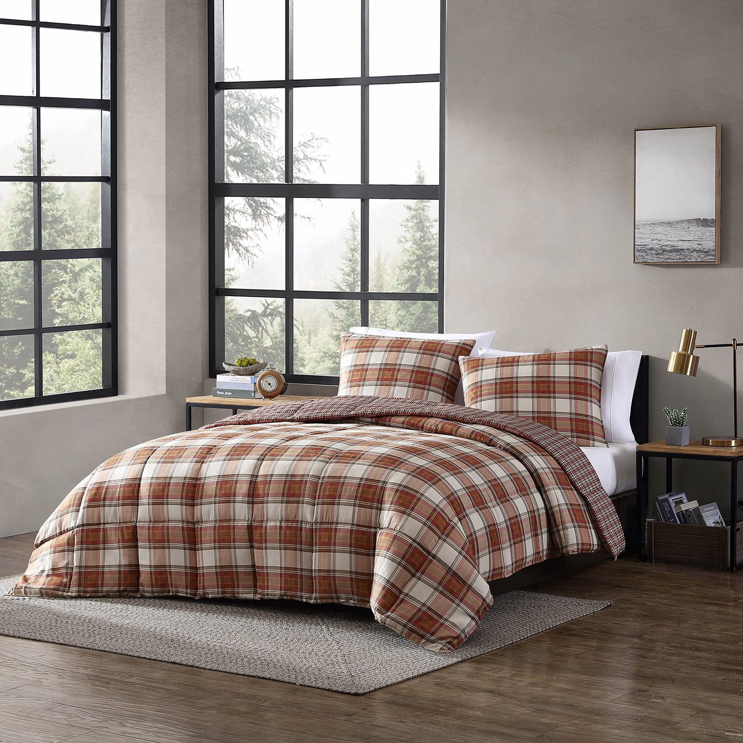 Eddie Bauer - Queen Comforter Set, Soft & Reversible Alt Down Bedding, Medium Weight for Year Round Comfort, 3 Piece Bed Set with Matching Shams (Edgewood Red)
