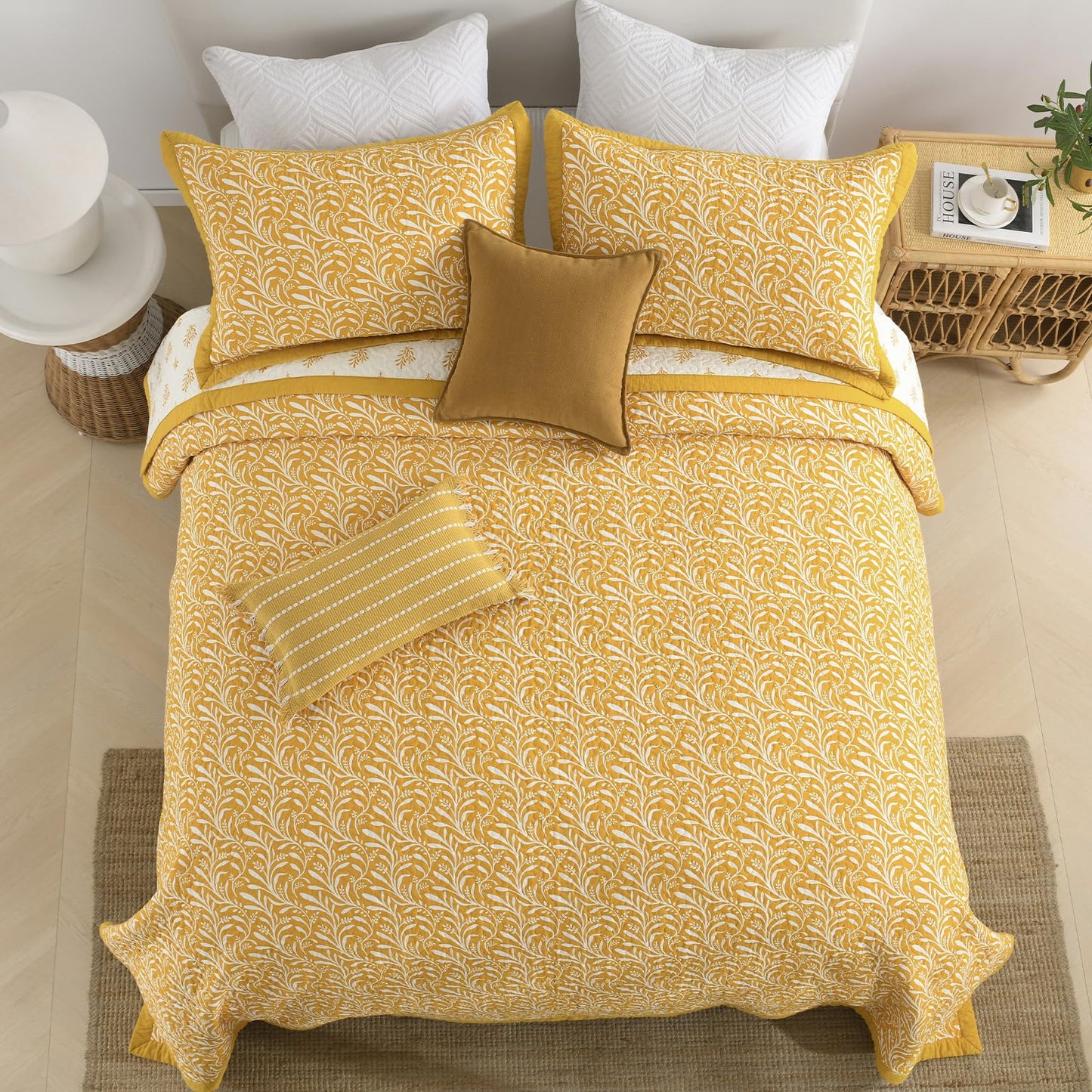 Finlonte Cotton Quilts Queen Size - 100% Cotton Queen Comforter Set, Botanical Quilt Bedding Set, Lightweight Reversible Soft Quilted Bedspread for Queen Bed, Gold/White, All Season, 3 Pcs