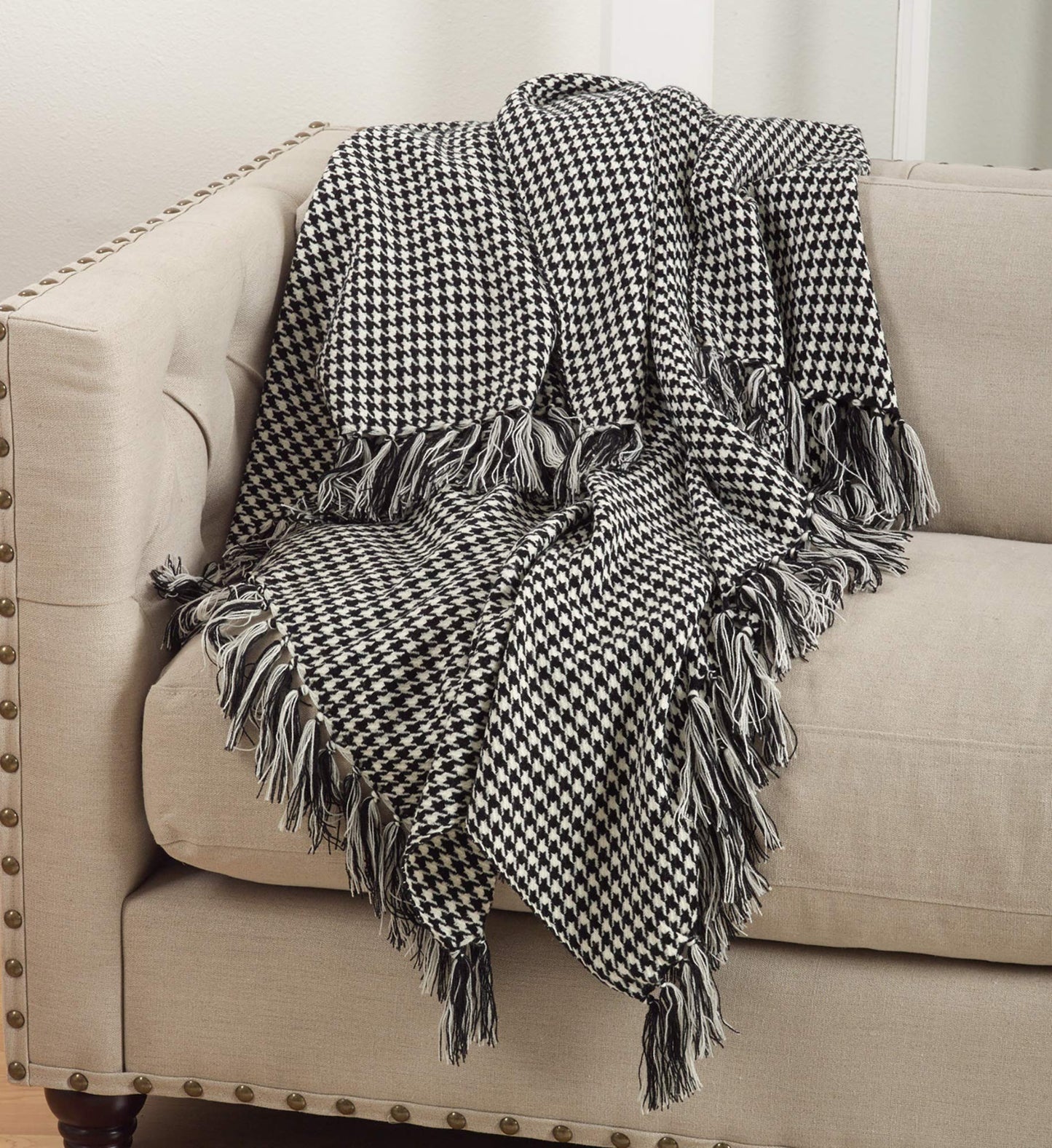 SARO LIFESTYLE Houndstooth Design Throw Blanket, Black, 50"x60"