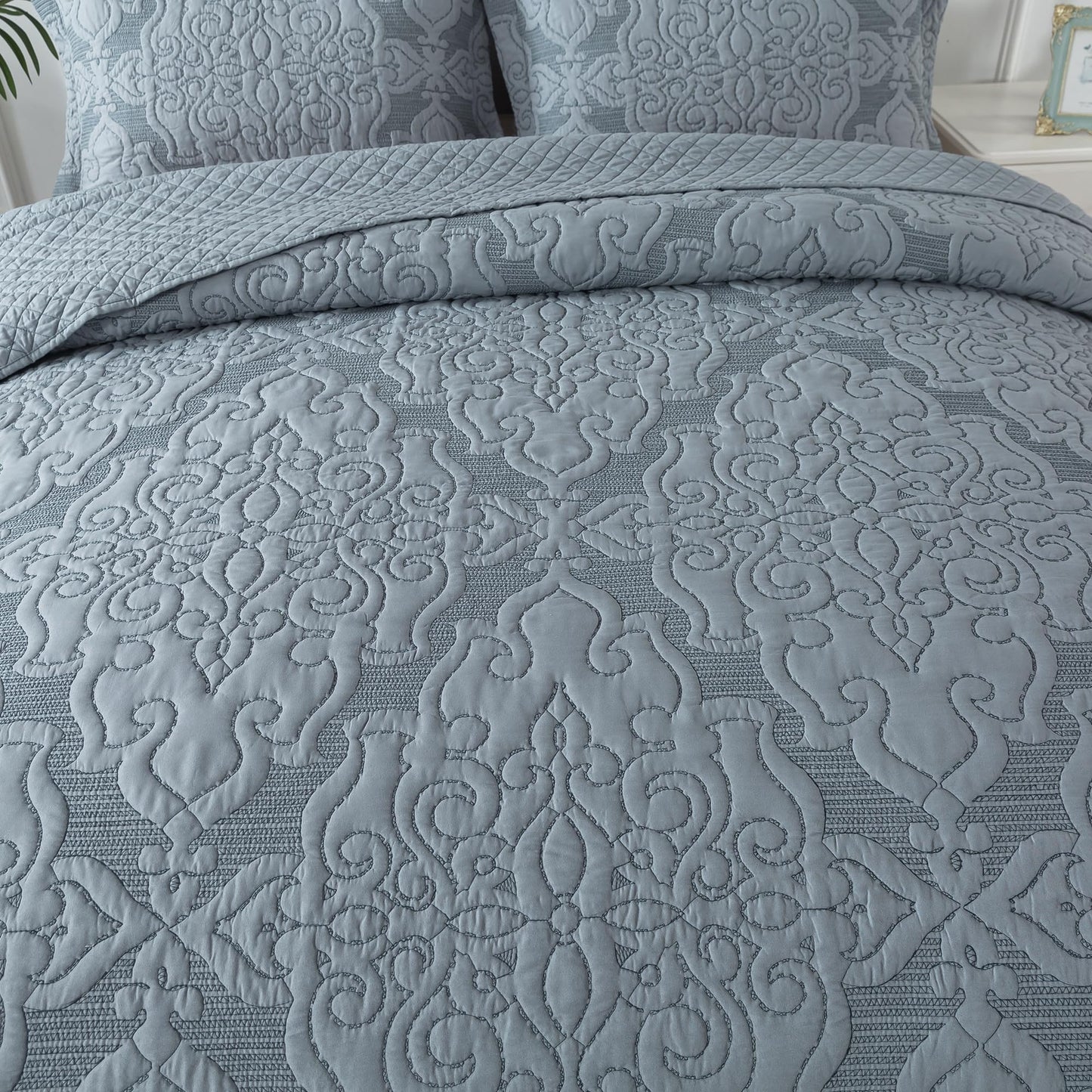 NEWLAKE Reversible Quilt Bedspread Embroidered Microfiber Coverlet Set,Jacquard Embossed Floral,Grey, Queen Size