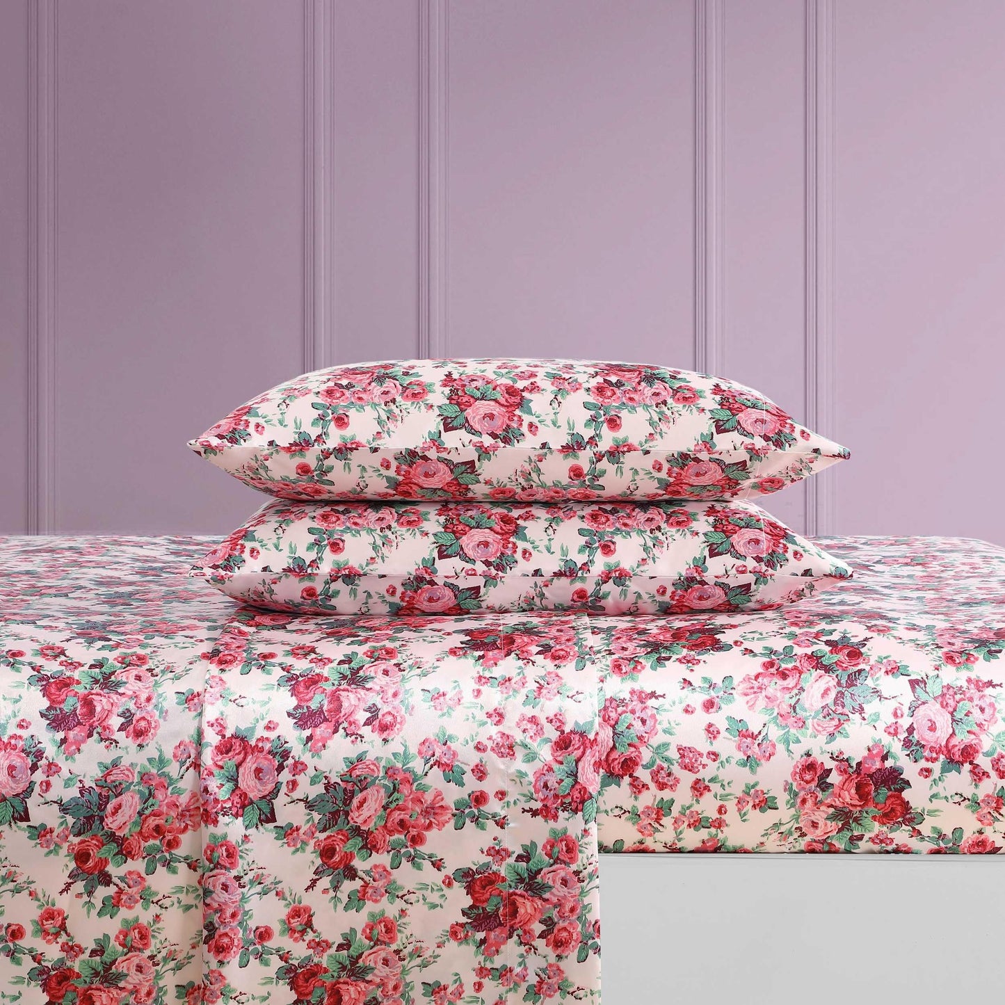 Betsey Johnson - King Bed Sheets, Satin Bedding Set with Matching Pillowcases, Wrinkle & Fade Resistant, Silky Smooth for Healthy Hair (Vintage Floral Pink)