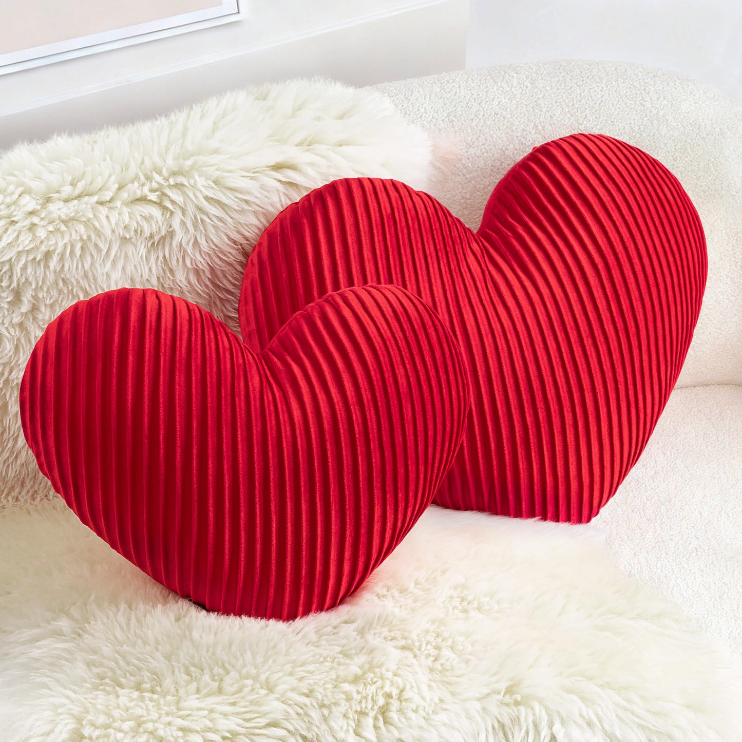 AELS Heart Shaped Pillow, Set of 2, Pleated Velvet Love Pillows, 20 & 16 Inches Decorative Throw Pillows, Valentines Day, Wedding, Living Room, Bedroom, Nursery Decor, Red