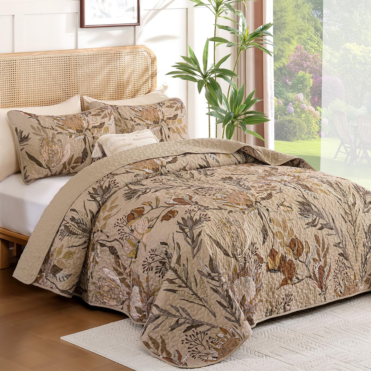 Dintszyayue Quilt Queen Size Brown, 3 Pieces Boho Floral Bedspread Bedding for Queen Size Bed, Soft Lightweight Microfiber Coverlet Set for All Season Quilt with 2 Pillowcases