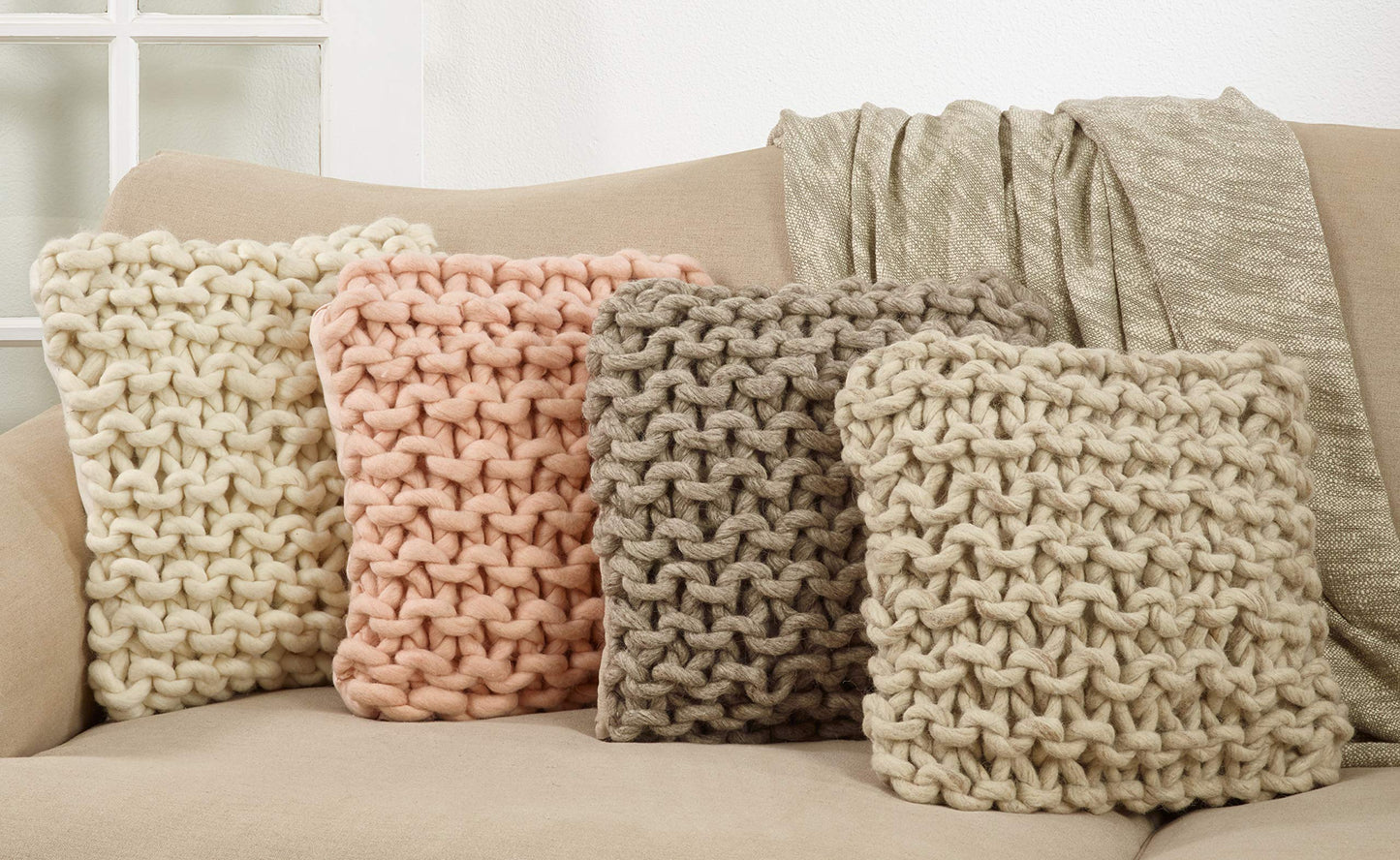 SARO LIFESTYLE Chunky Cable Knit Design Throw Pillow Cover, Pink, 18"