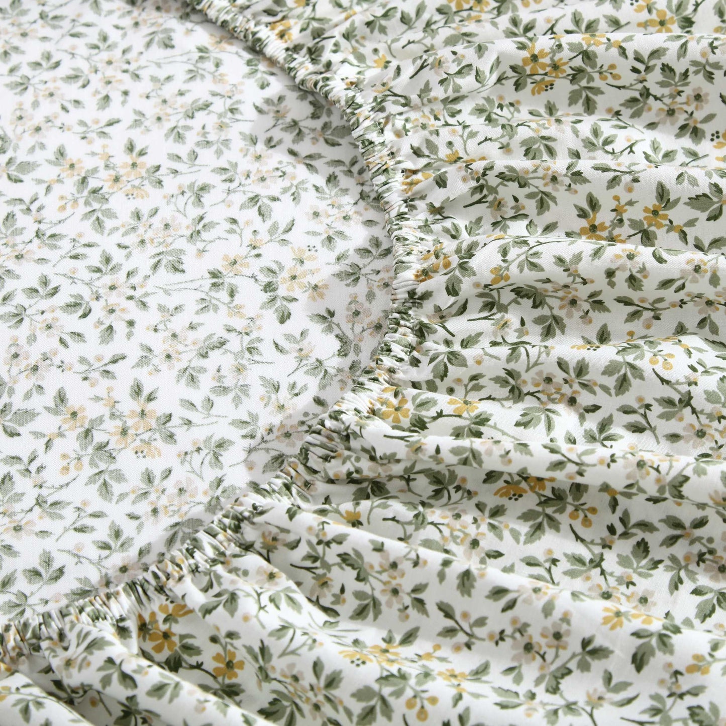 Laura Ashley – Twin Size Sheet Set, Crisp & Lightweight Cotton Percale Bedding with Fitted Sheet and Pillowcase, Floral Room Decor, Deep Pocket, College Dorm Room Essentials (Tierney Green)