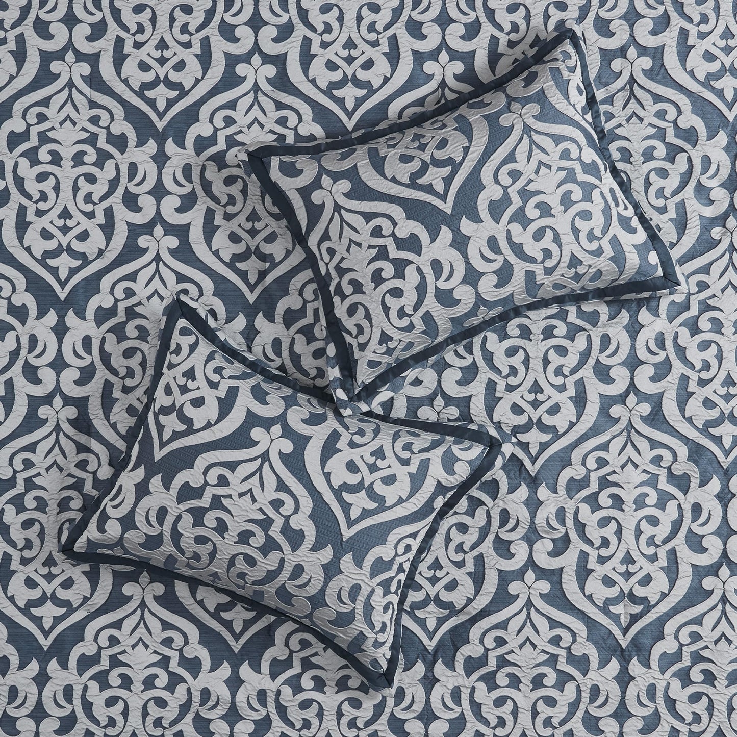 Madison Park Odette Cozy Comforter Set Jacquard Damask Medallion Design - Modern All Season, Down Alternative Bedding, Shams, Decorative Pillows, King(104 in x 92 in), Navy 8 Piece