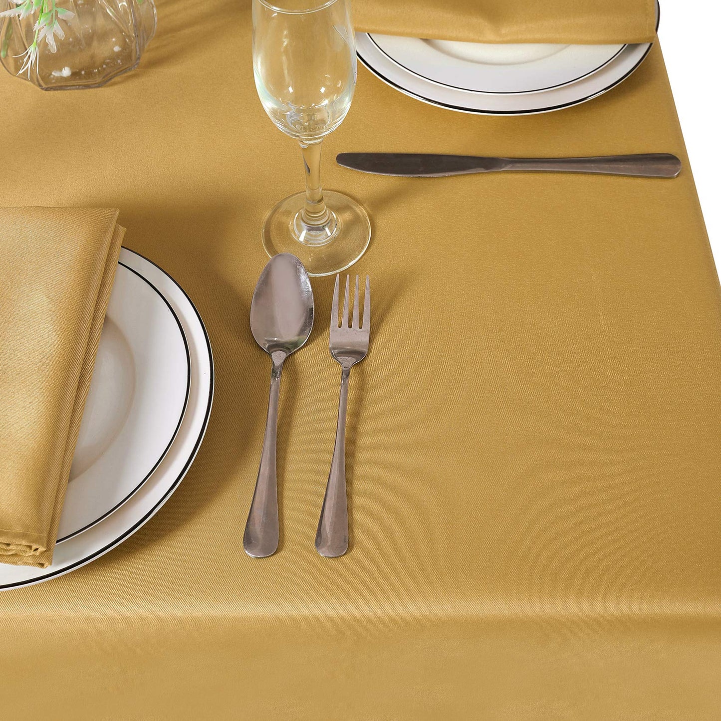 Cupuamon Square Tablecloth 90x90 inch Washable Polyester Fabric Table Cloth for Wedding Party Dining Banquet Decoration（90x90,Gold）