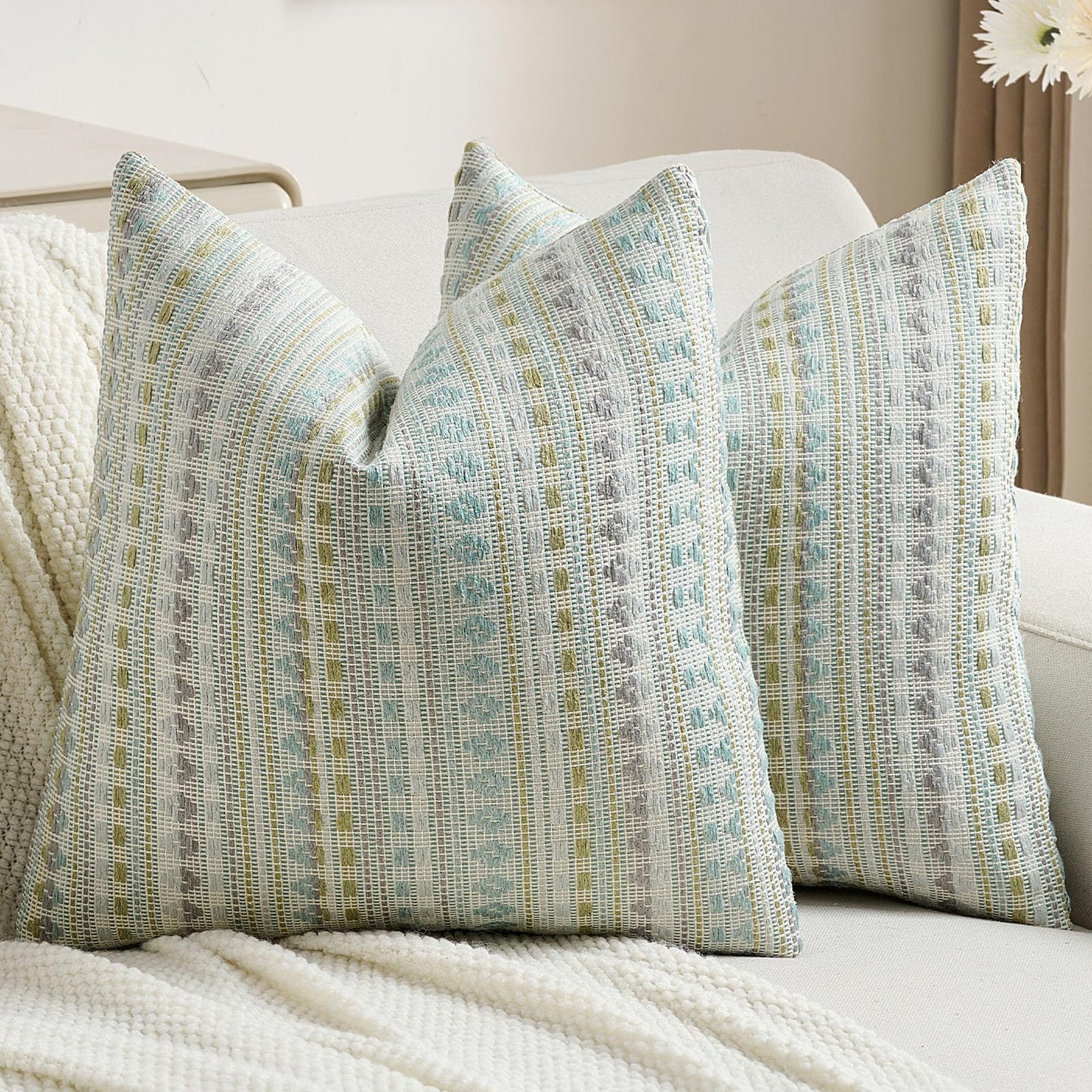 FUTEI Pack of 2 Chenille Jacquard Throw Pillow Covers 18x18 Inch Soft Cozy Woven Embroidery Decorative Cushion Case Boho Farmhouse Accent for Couch Bed Living Room, Green Blue