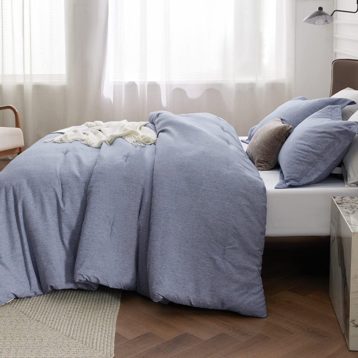 Bedsure Queen Comforter Set - Navy Blue Soft Bedding for All Seasons, Cationic Dyed Bed Set, 3 Pieces, 1 Queen Size Comforter (90"x90") and 2 Pillow Shams (20"x26"+2")