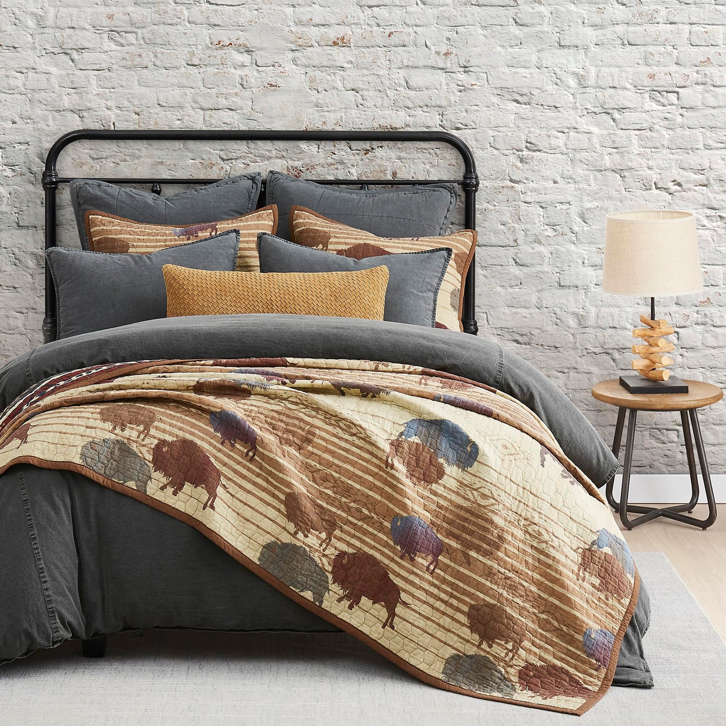 Paseo Road Home on the Range Queen Cotton Quilt Set, 3 Piece Western Bedding Set with Pillow Shams, Buffalo Aztec Reversible Quilt, Soft Rustic Lightweight Quilt, Southwestern Bedding