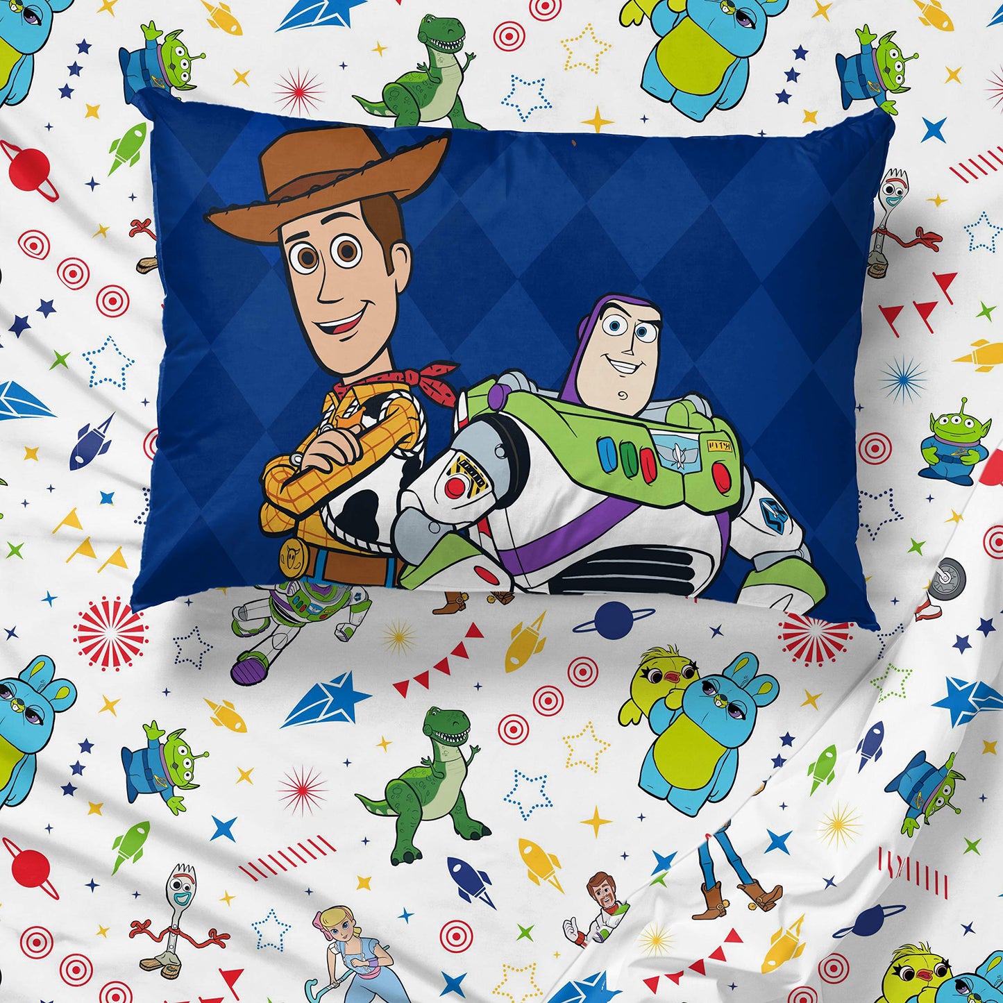 Jay Franco Disney Toy Story Kids Twin Sheet Set 3 Piece - Super Soft Microfiber Bedding, Reversible, Deep Pocket, Fade Resistant, Machine Washable, Woody Buzz Lightyear (Official Disney Product)
