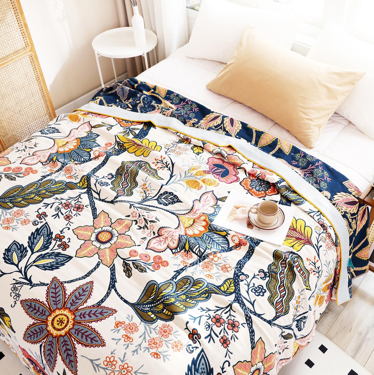Scientific Sleep Boho Flower Blossom Farmhouse Retro Floral 100% Cotton Muslin Blanket Throw Cover for Bed Couch Sofa Cozy Soft Reversible Blanket Quilt Bedspread Coverlet Full Queen 80 in x 90 in