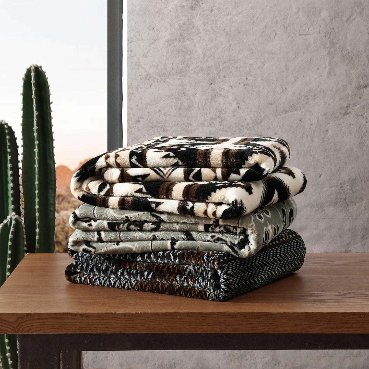 Wrangler - Sherpa Throw Blanket for Couch 50x60, Ultra Soft Plush Fleece Blanket, Americana Decor, Lightweight Warm Cozy Throw, Perfect for Sofa, Bed, Living Room (Jesse Brown)